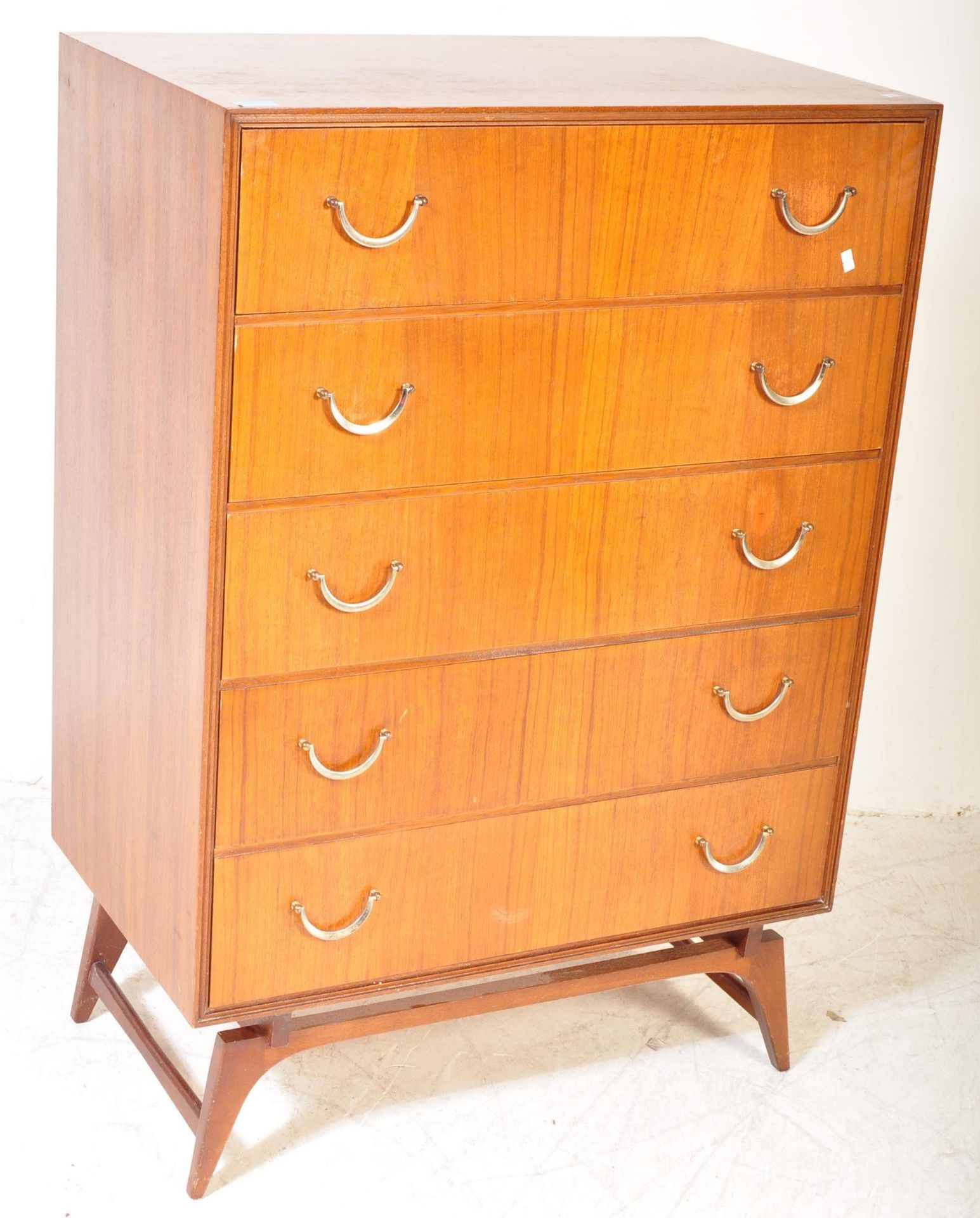 VINTAGE MID 20TH CENTURY MEREDEW CHEST OF DRAWERS - Image 2 of 5