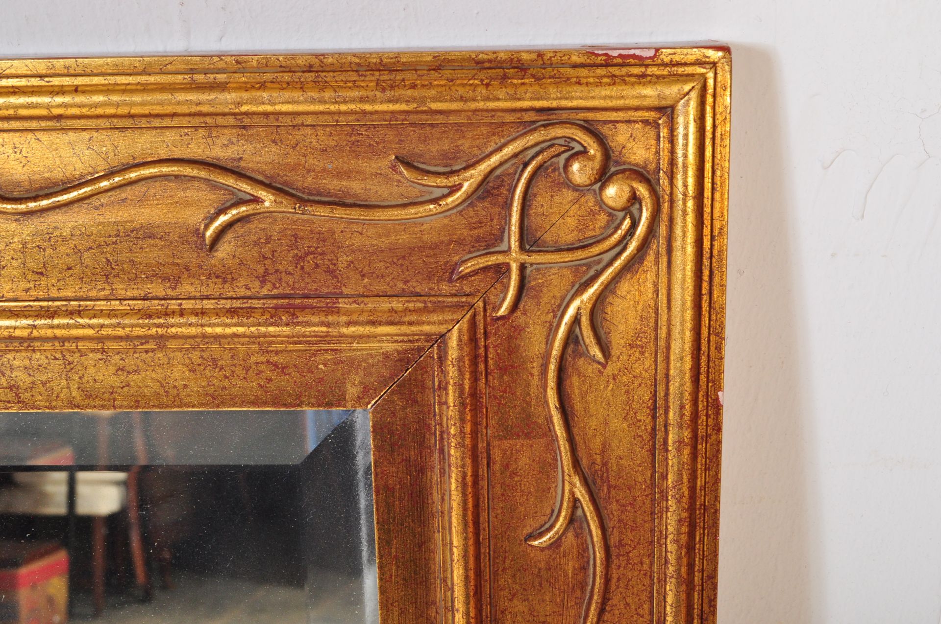 LARGE GILT MIRROR WITH ART NOUVEAU MOULDING - Image 3 of 5