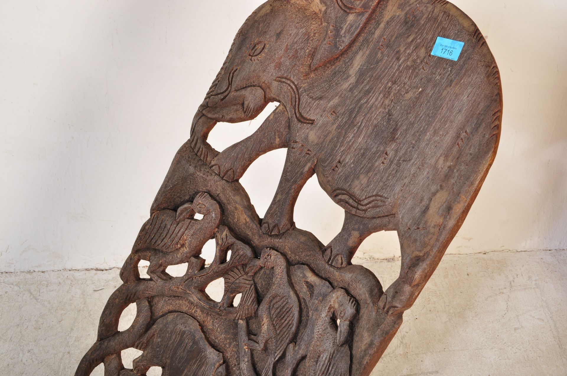 EARLY 20TH CENTURY HARDWOOD AFRICAN BIRTHING CHAIR - Image 4 of 5