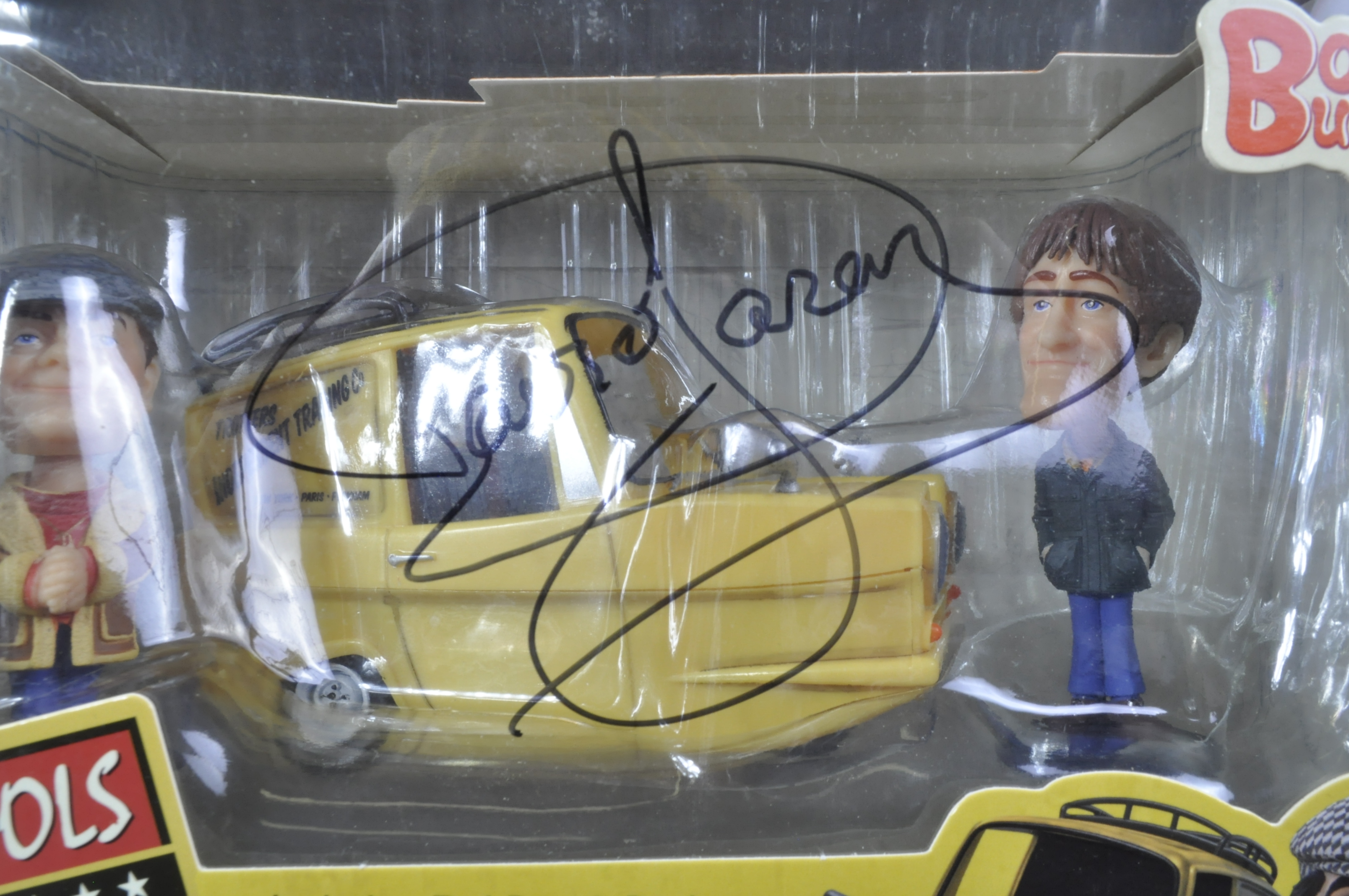 ONLY FOOLS & HORSES - DAVID JASON SIGNED TROTTER VAN SET - Image 5 of 6