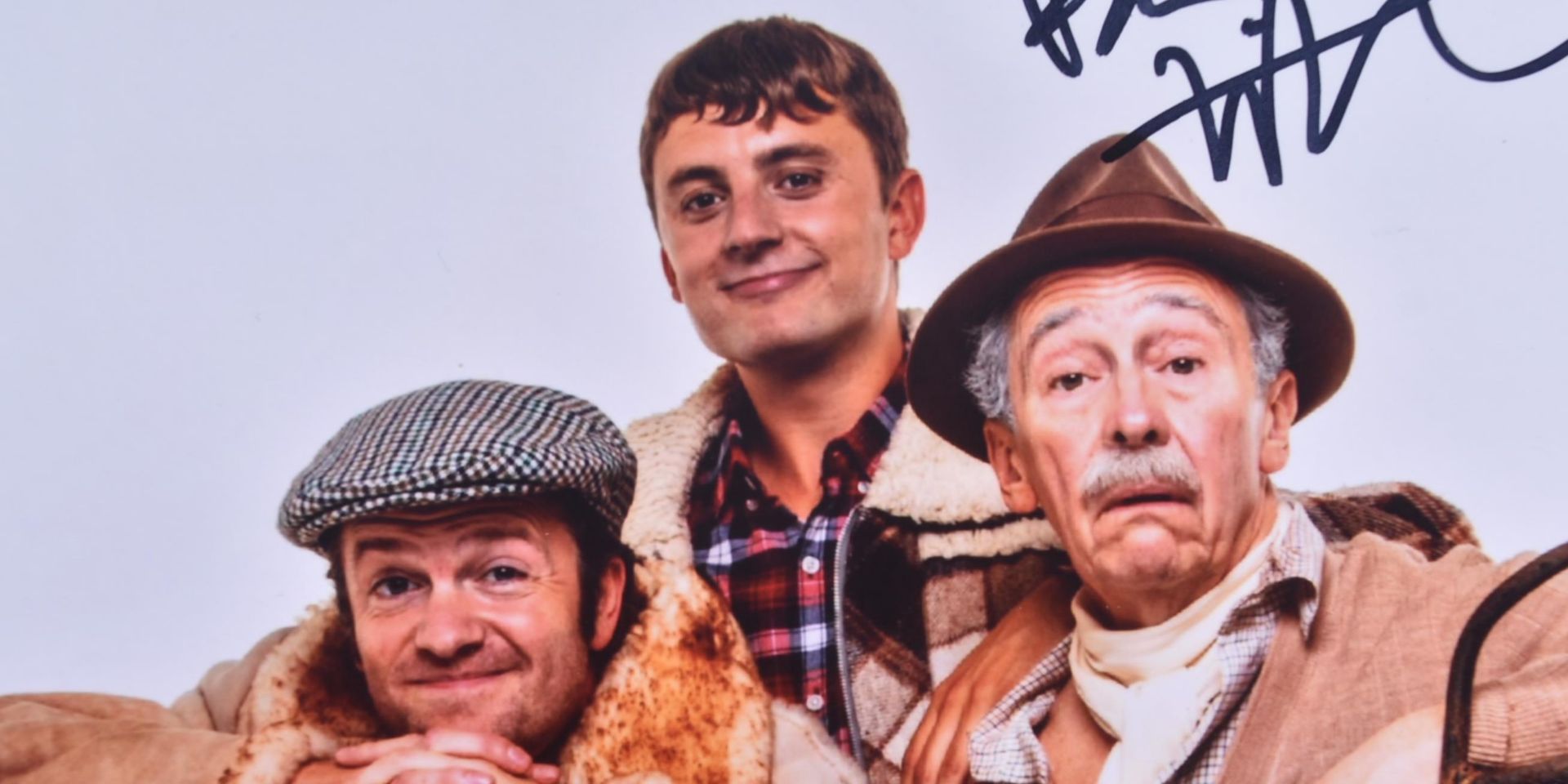 ONLY FOOLS & HORSES - THE MUSICAL - AUTOGRAPHED 8X10" PHOTO - Image 2 of 3