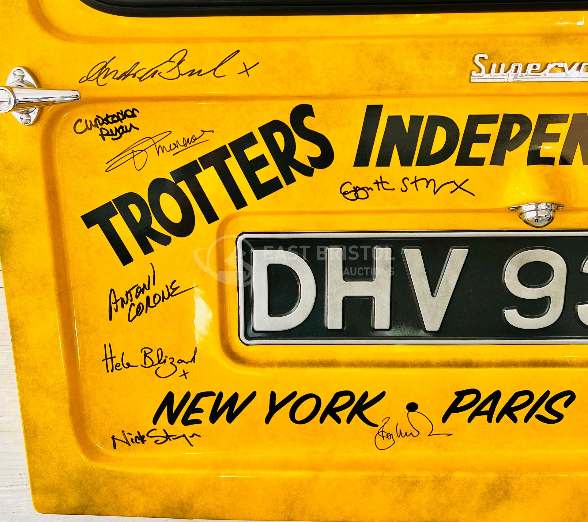 ONLY FOOLS & HORSES - DAVID JASON SIGNED TROTTER VAN DOOR - Image 8 of 10