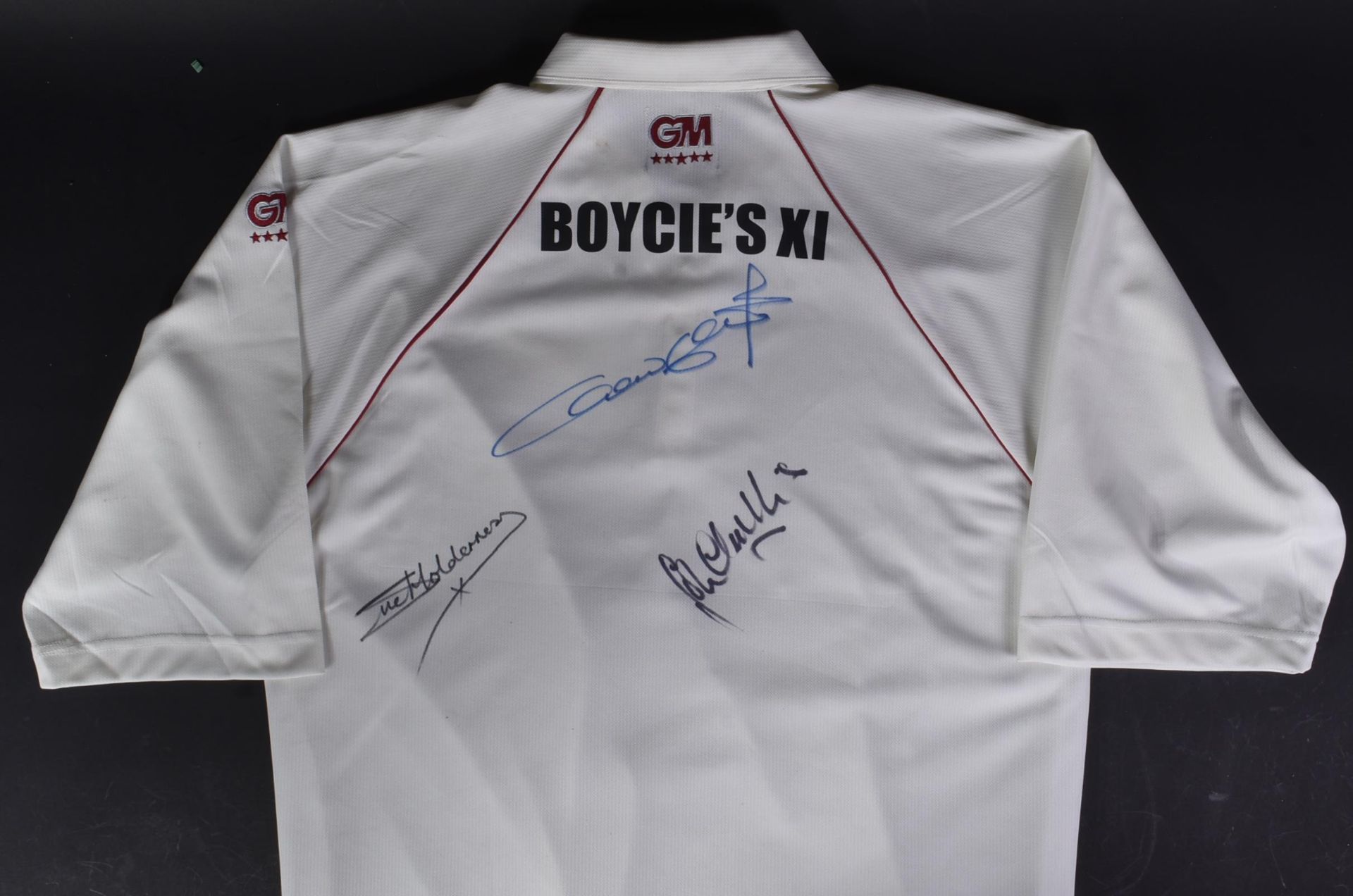 ESTATE OF JOHN CHALLIS - BOYCIE'S XI - AUTOGRAPHED CRICKET SHIRT - Image 3 of 8