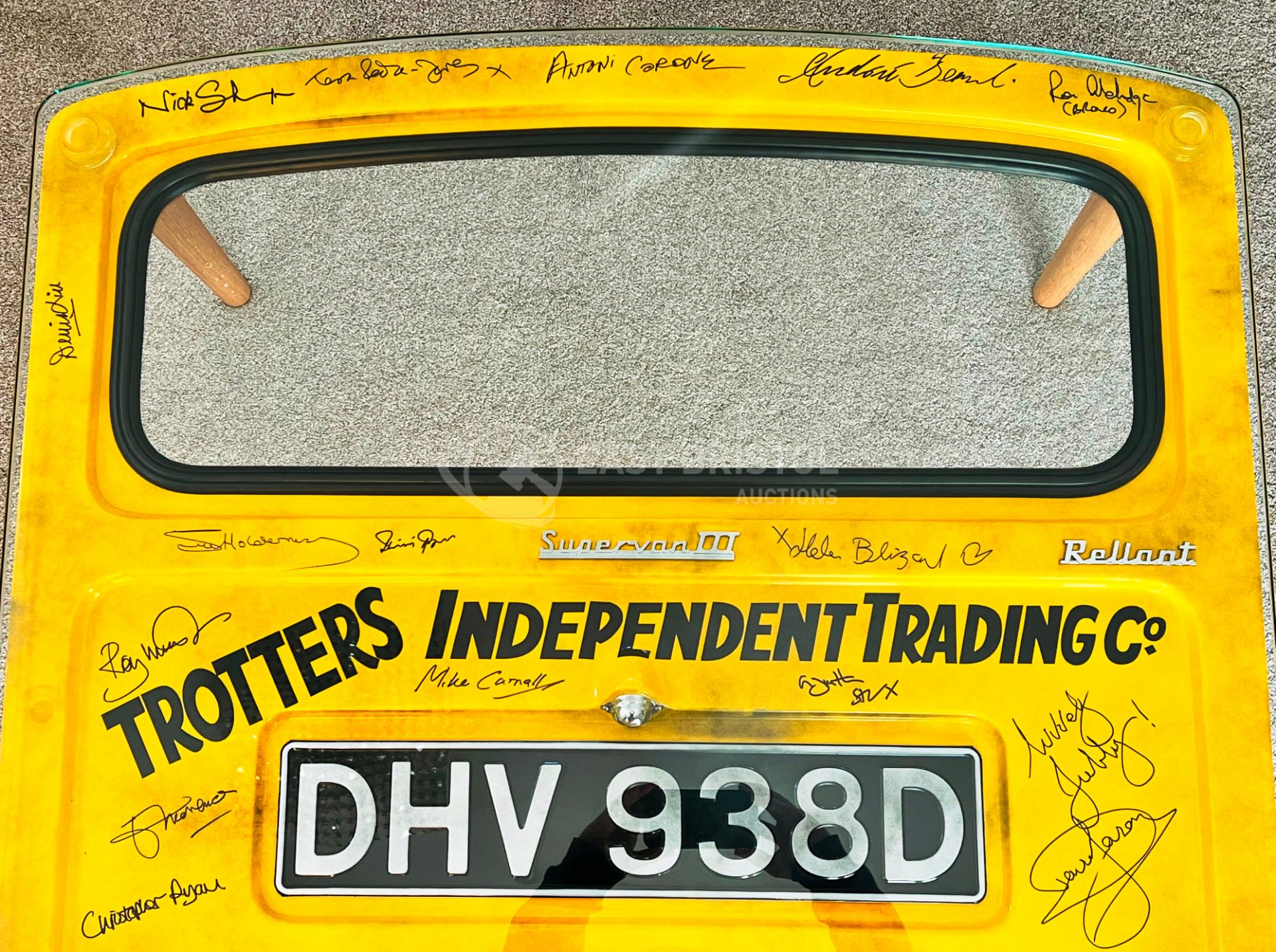 ONLY FOOLS & HORSES - DAVID JASON SIGNED TROTTER VAN DOOR - Image 2 of 10