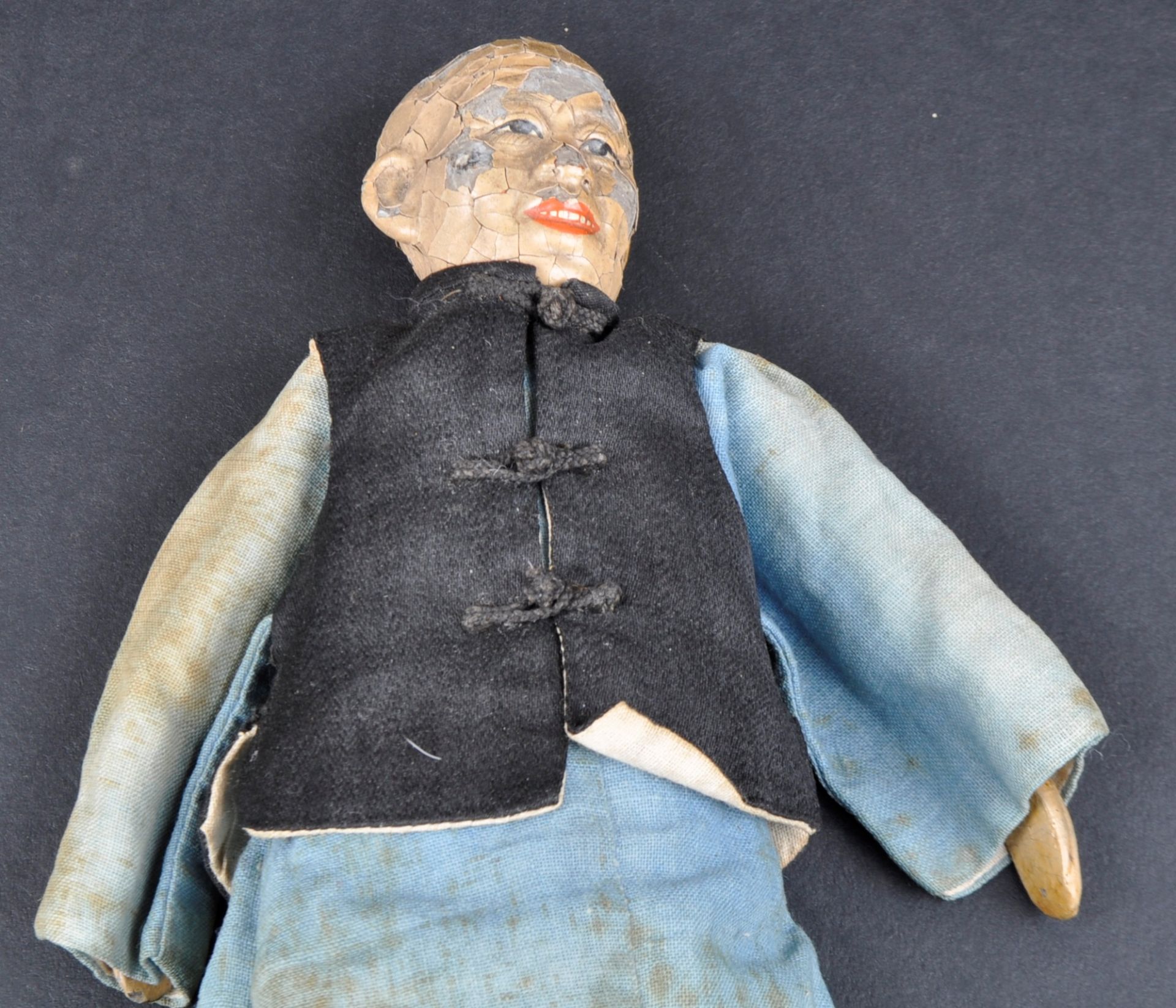 19TH CENTURY CHINESE DOLL - Image 2 of 5