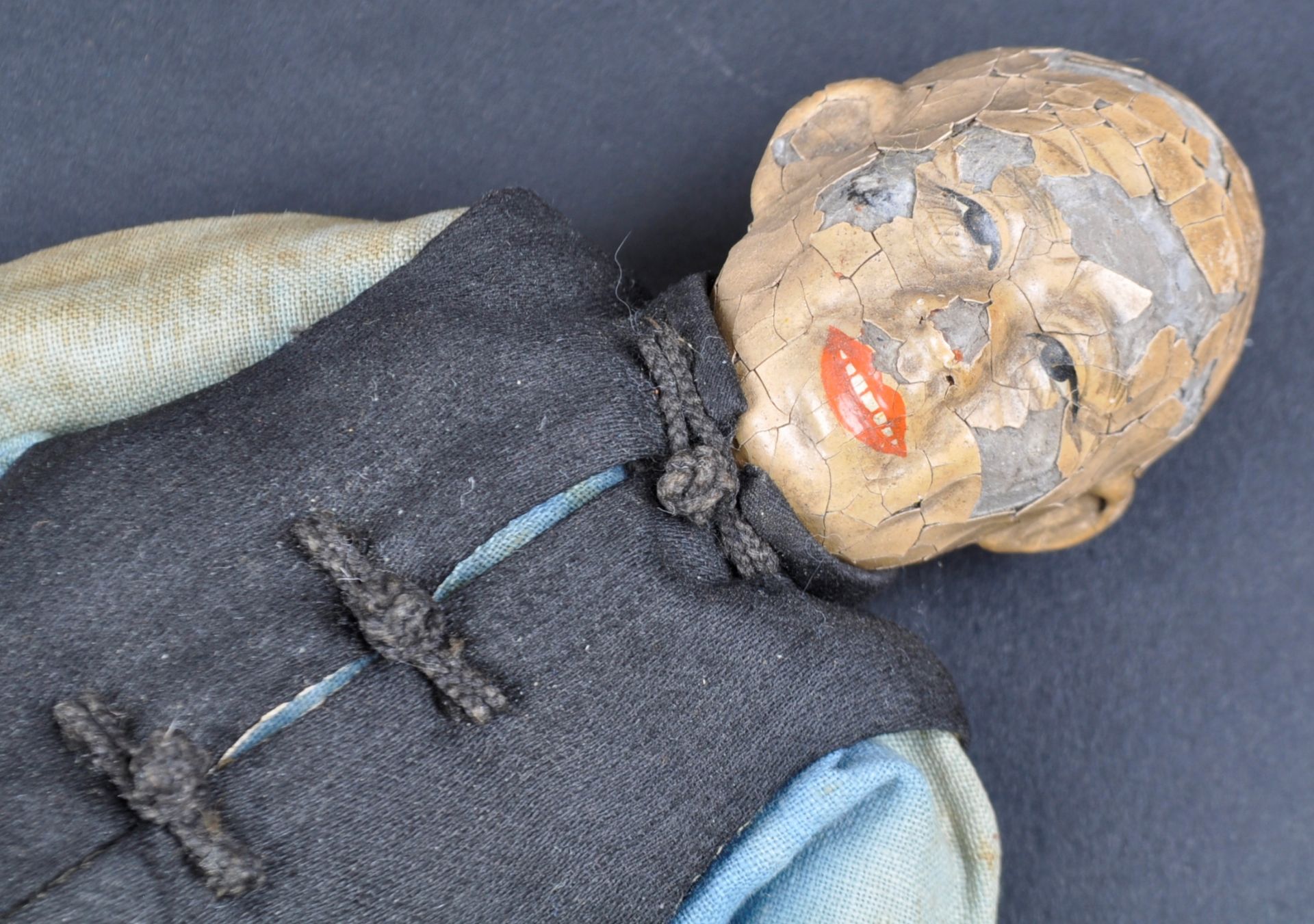 19TH CENTURY CHINESE DOLL - Image 4 of 5