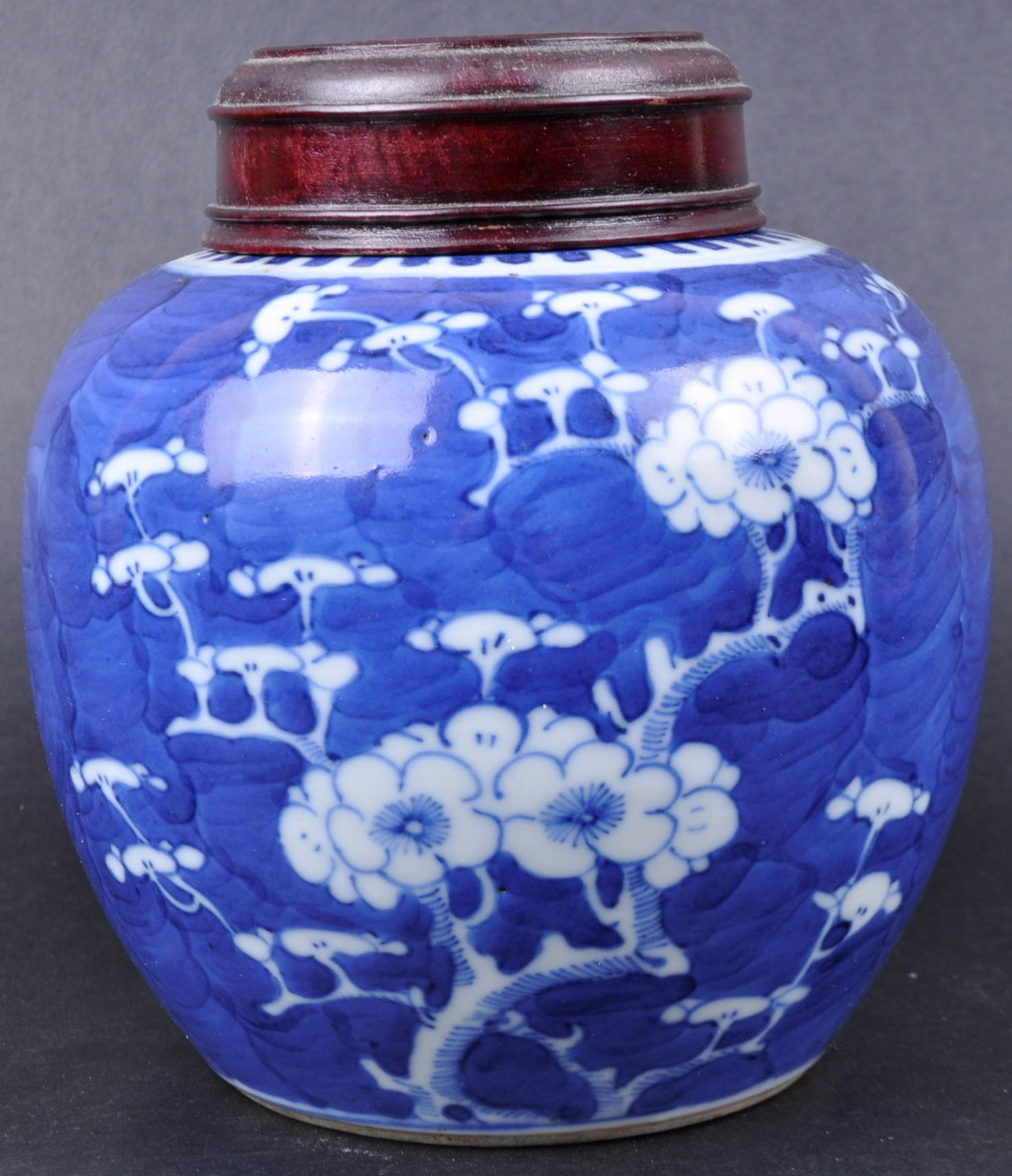 19TH CENTURY CHINESE KANGXI MARK PRUNUS JAR