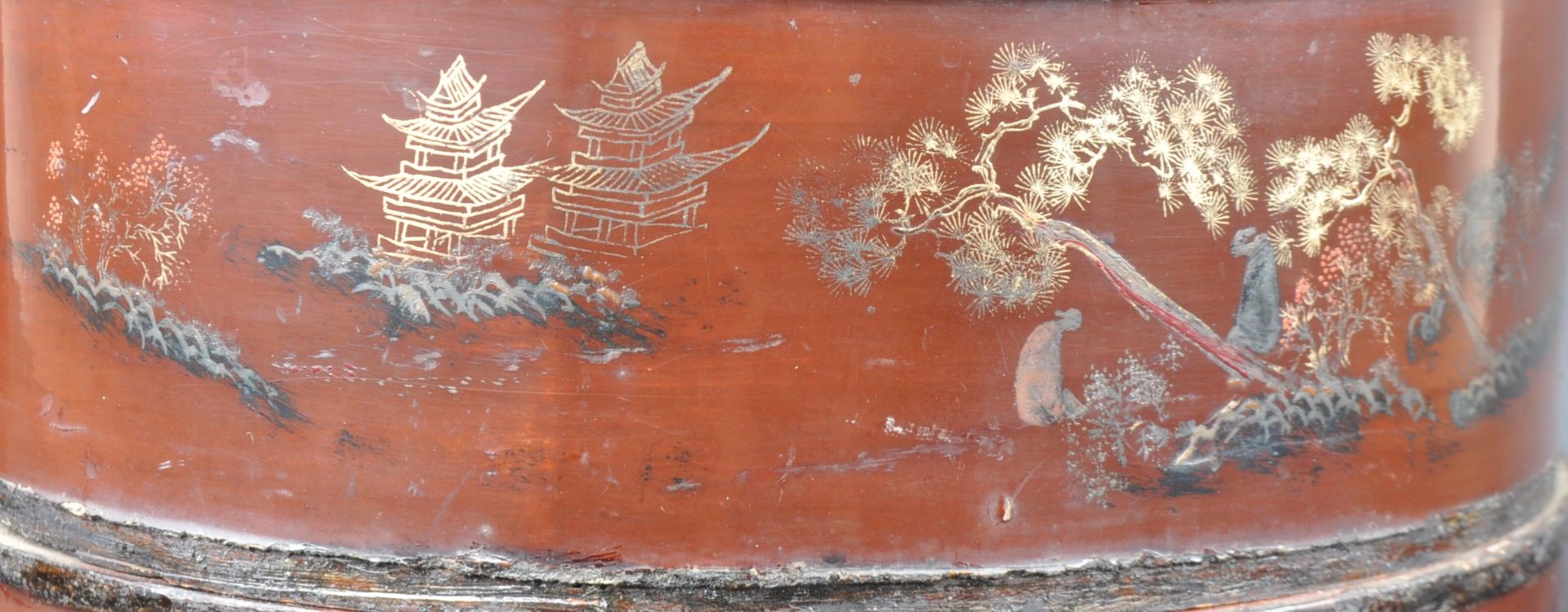 19TH CENTURY CHINESE LACQUER & GILT RICE BOX - Image 4 of 7