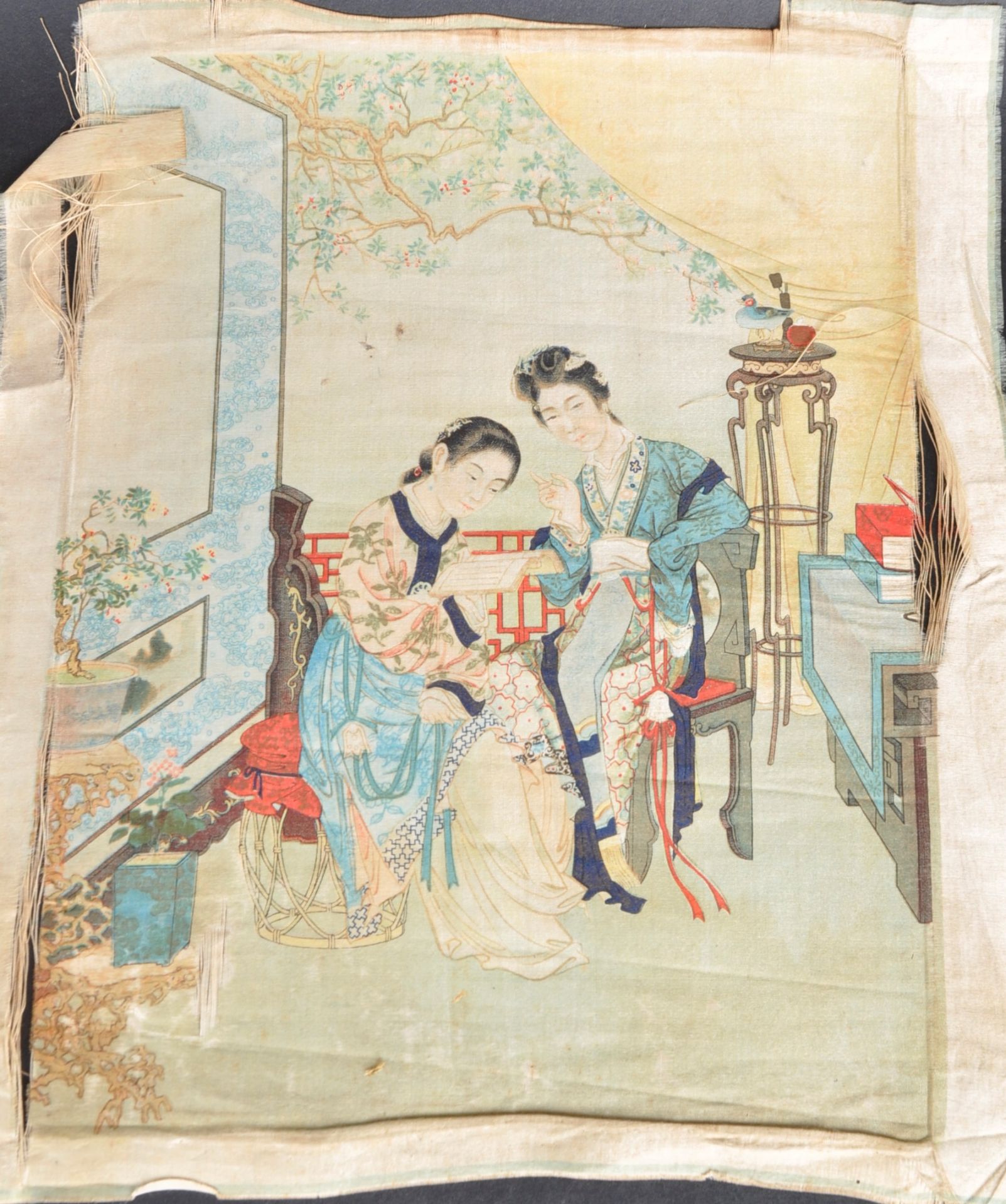 19TH CENTURY CHINESE SILK PANELS - Image 5 of 6