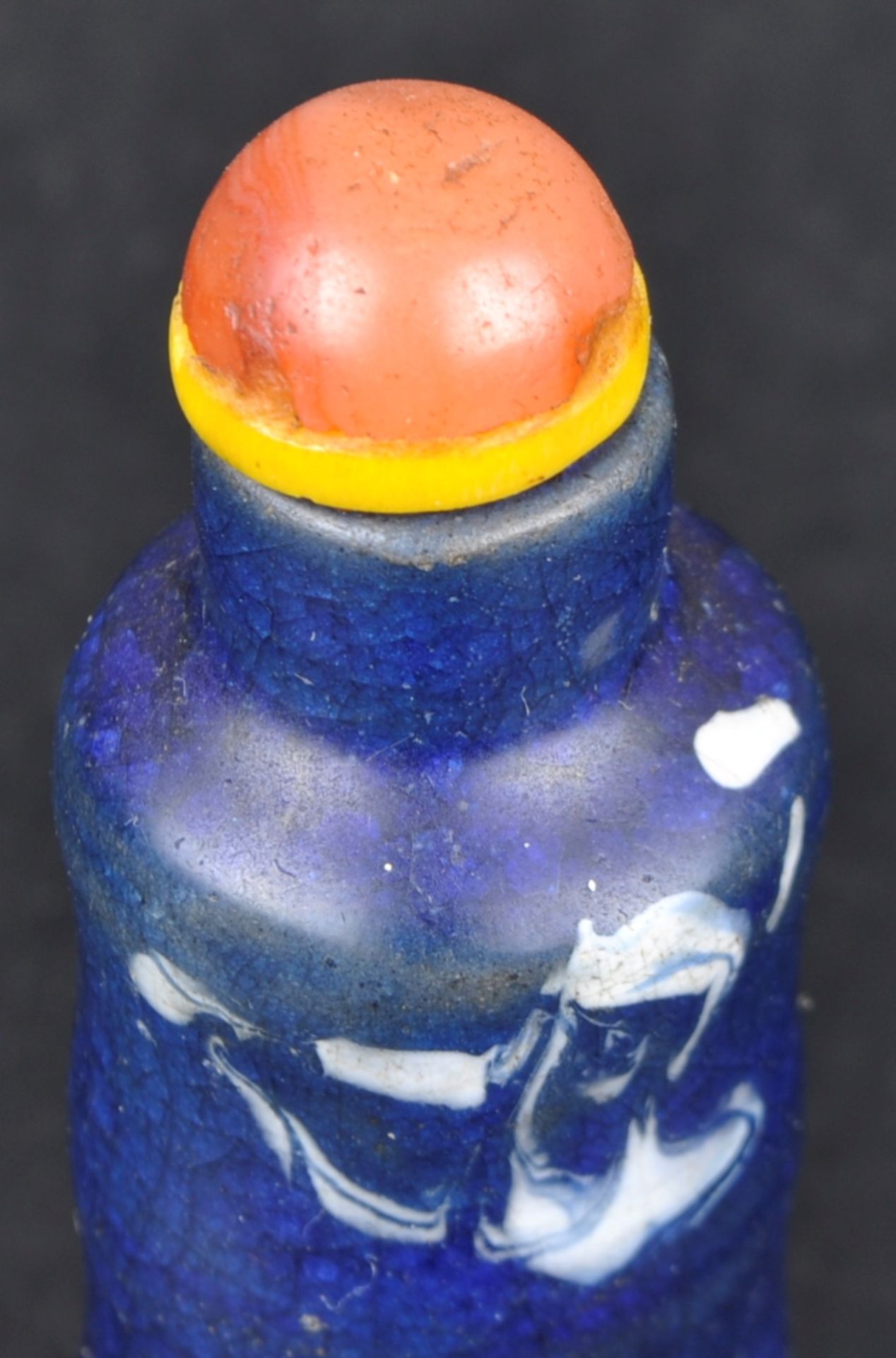 19TH CENTURY CHINESE MONOCHROME BLUE SNUFF BOTTLE - Image 3 of 4