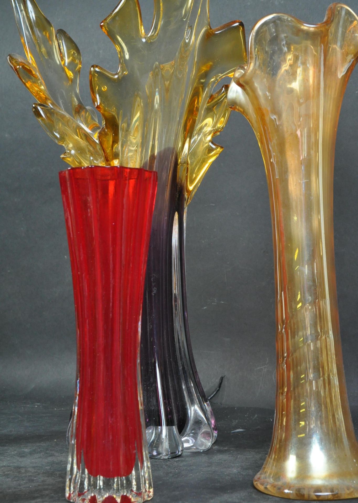COLLECTON OF CARNIVAL FLAME GLASS - Image 2 of 4