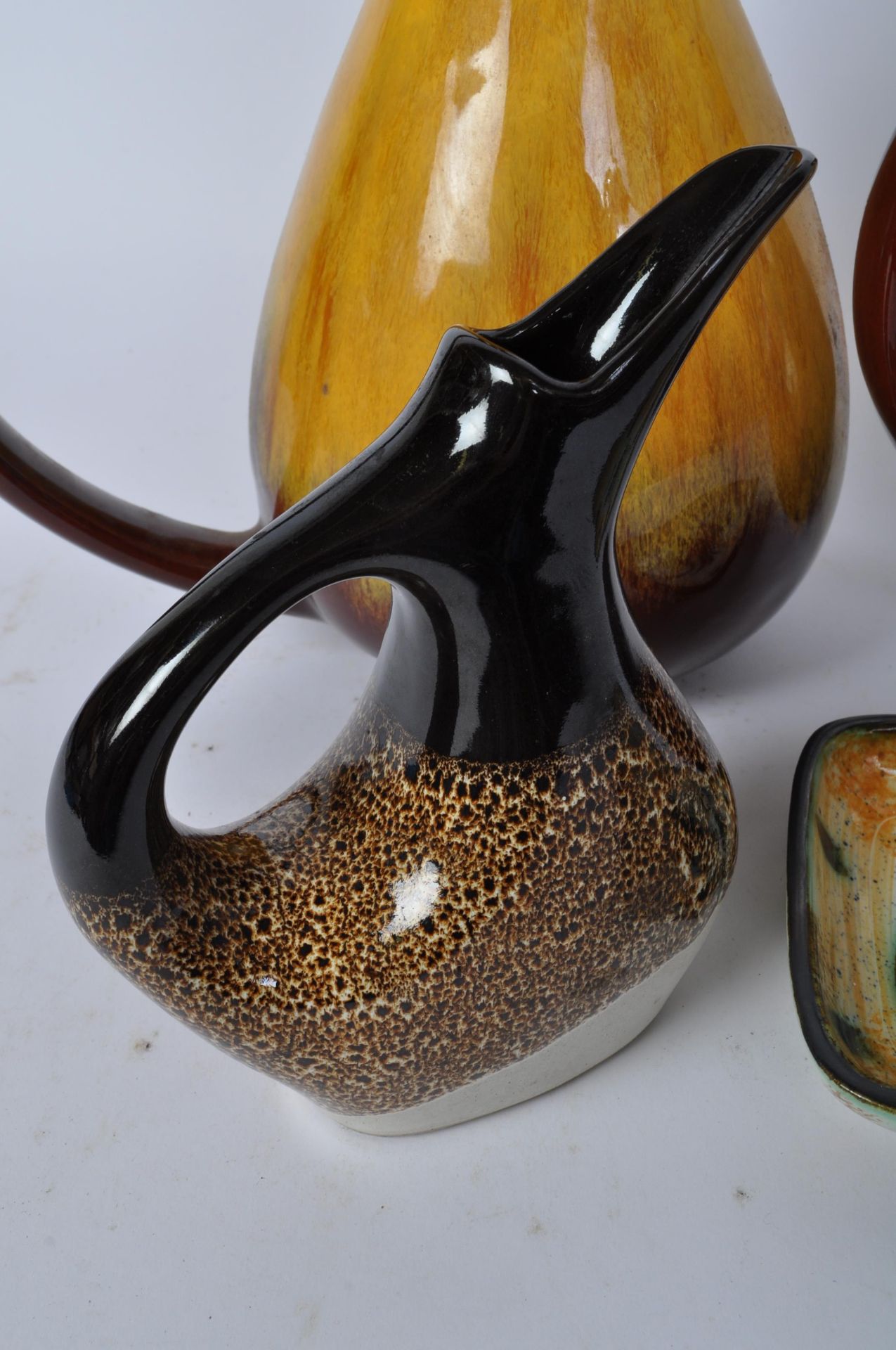 COLLECTION RETRO MID CENTURY STUDIO ART POTTERY - Image 7 of 7