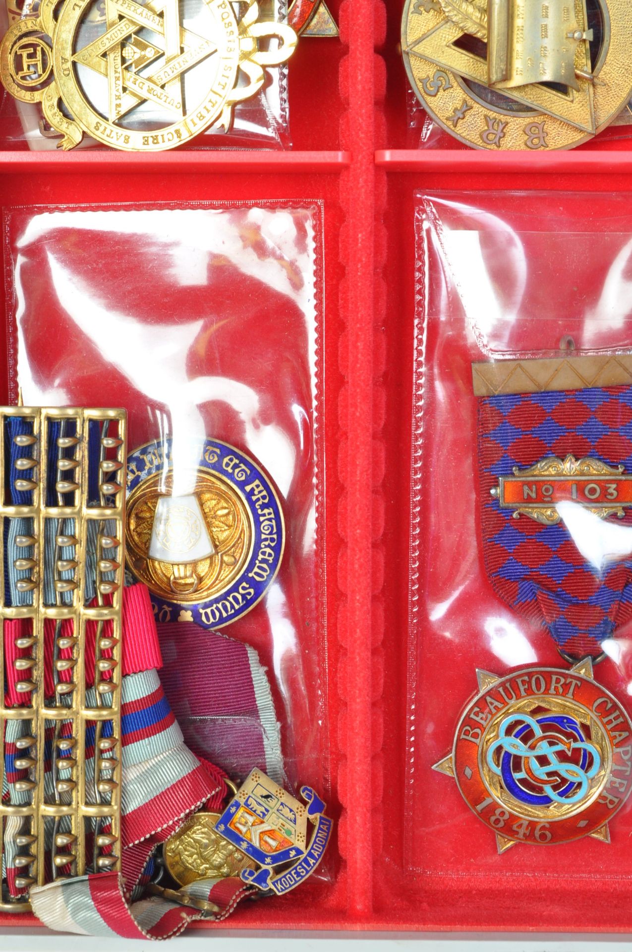 COLLECTION OF MASONIC FREE MASON MEDALS - Image 3 of 5