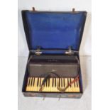 VINTAGE 1940S HOHNER ACCORDIAN IN CASE