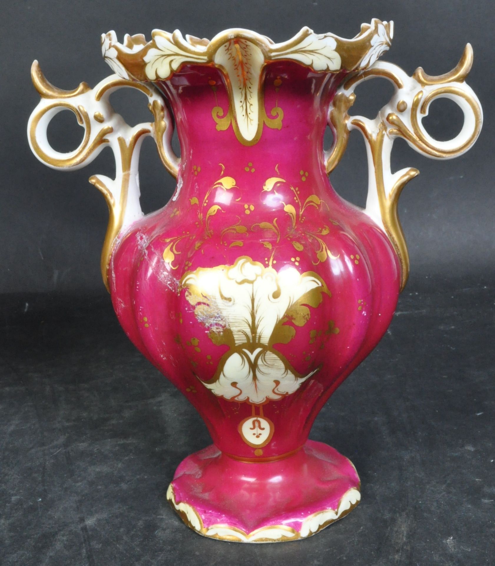 19TH CENTURY STAFFORDSHIRE 3 PIECE GARNITURE OF VASES - Image 8 of 11