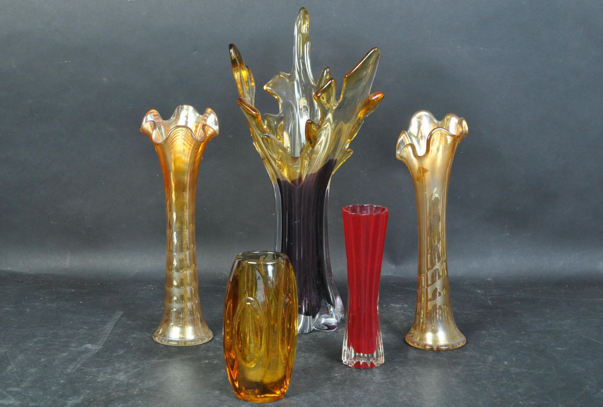 COLLECTON OF CARNIVAL FLAME GLASS