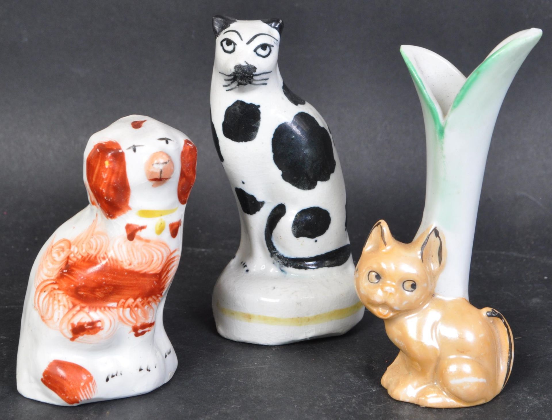 COLLECTION OF CONTINENTAL BISQUE & GLAZED CERAMICS - Image 5 of 5