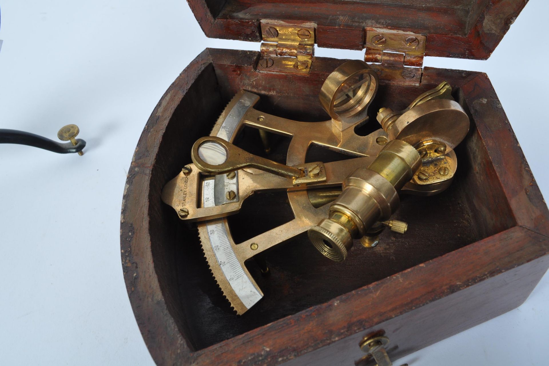 EARLY 20TH CENTURY CASED STANLEY MILITARY SEXTANT - Image 3 of 4