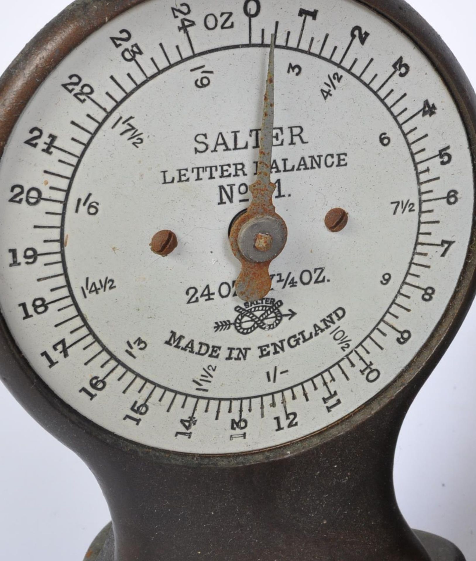ASSORTMENT OF VINTAGE POST OFFICE METAL SCALES - Image 5 of 5