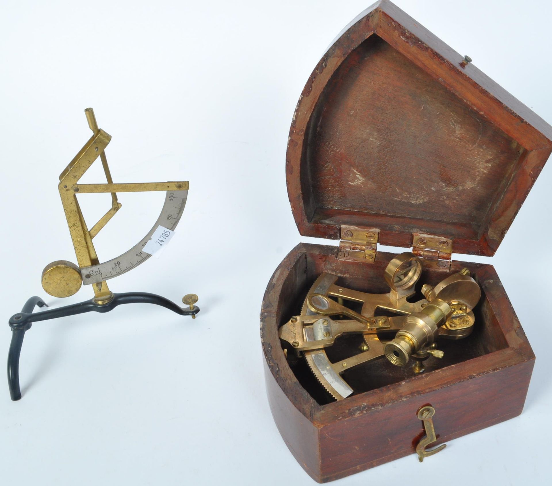 EARLY 20TH CENTURY CASED STANLEY MILITARY SEXTANT - Image 2 of 4