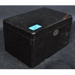 20TH CENTURY CHINESE BLACK LAQUERED BOX