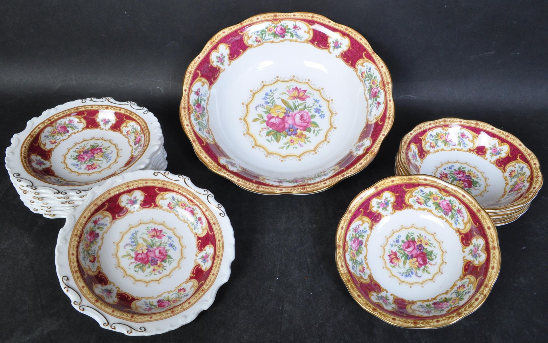 ROYAL ALBERT LADY HAMILTON VINTAGE PLATES & SERVING BOWL