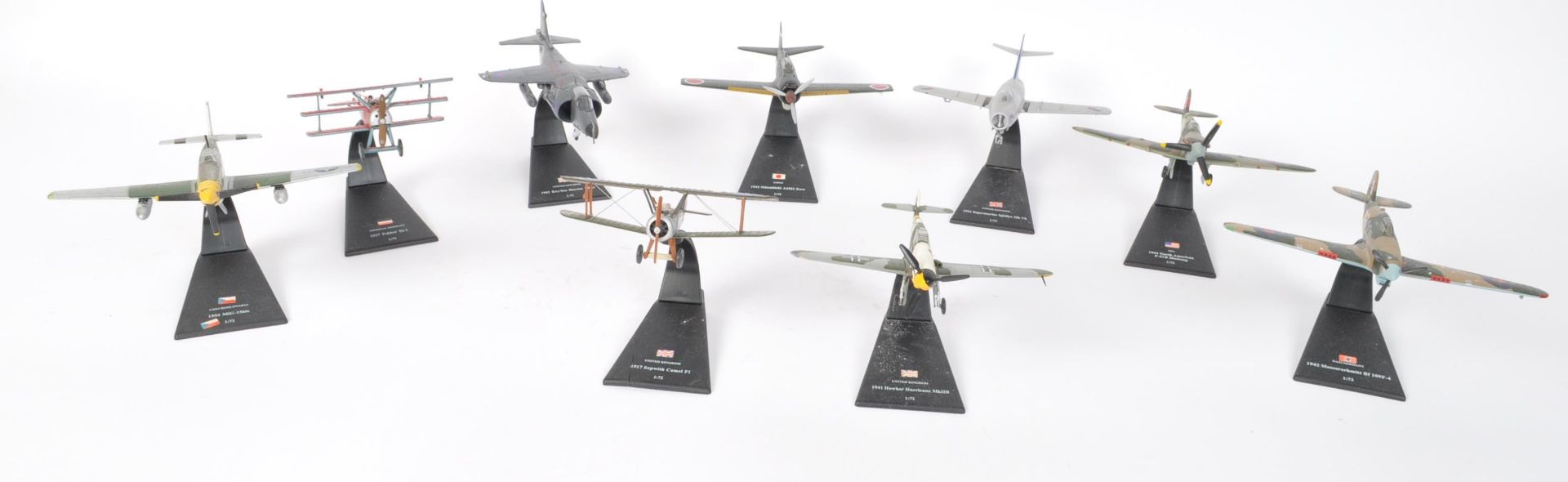 COLLECTION OF ASSORTED AVIATION DIECAST MODEL AEROPLANES