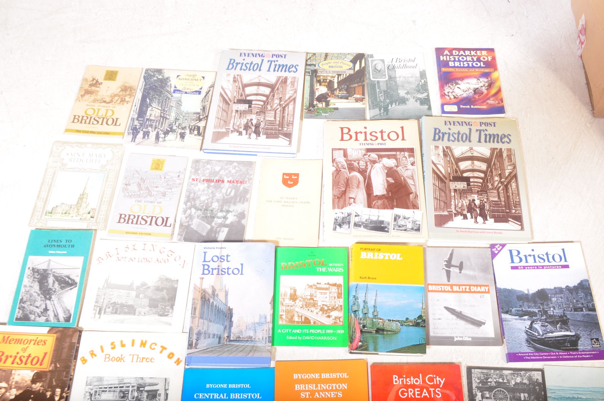 OF LOCAL INTEREST - COLLECTION OF VINTAGE BRISTOL RELATED BOOKS - Image 3 of 6