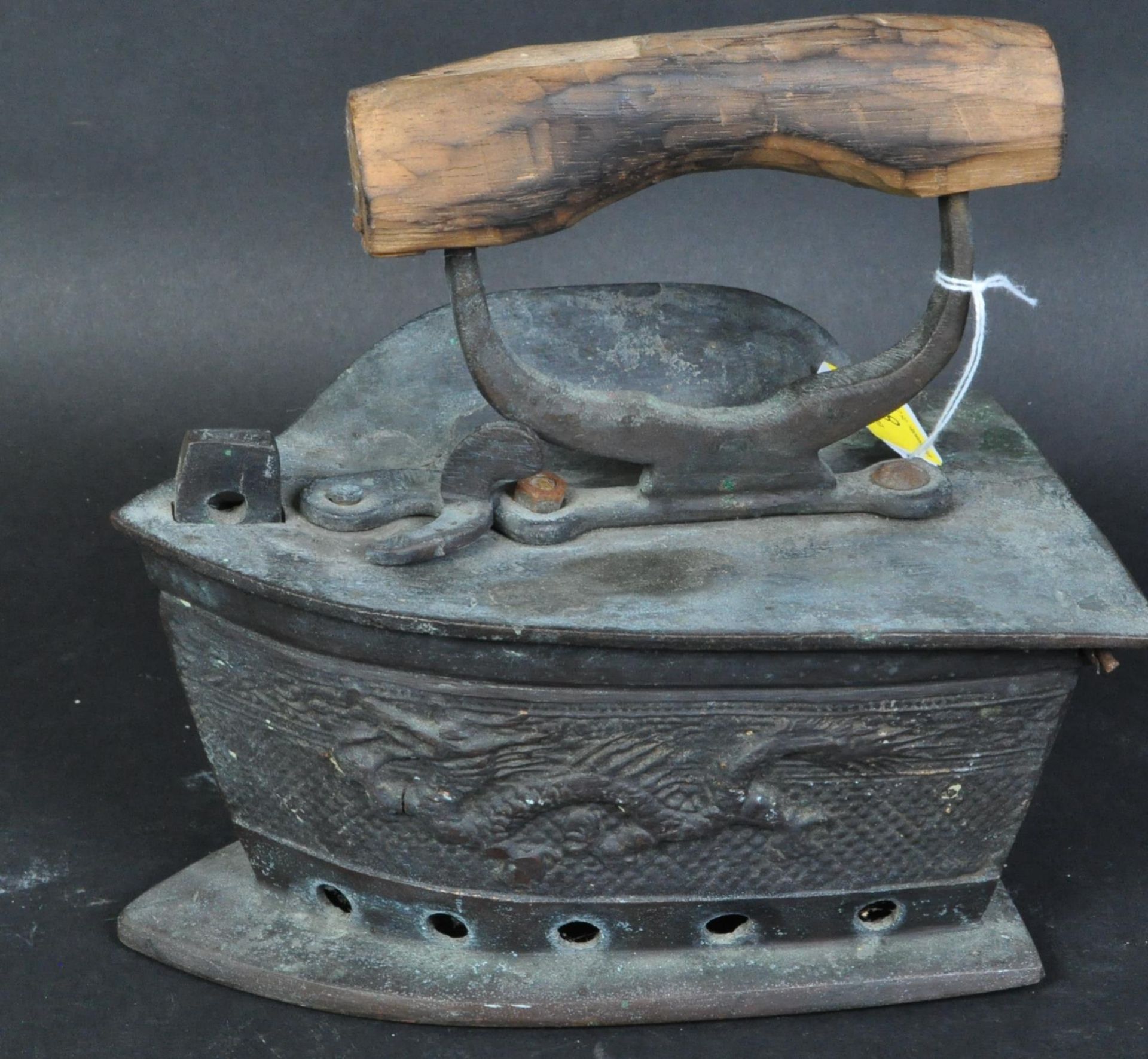 VINTAGE 20TH CENTURY INDONESIAN CAST METAL IRON