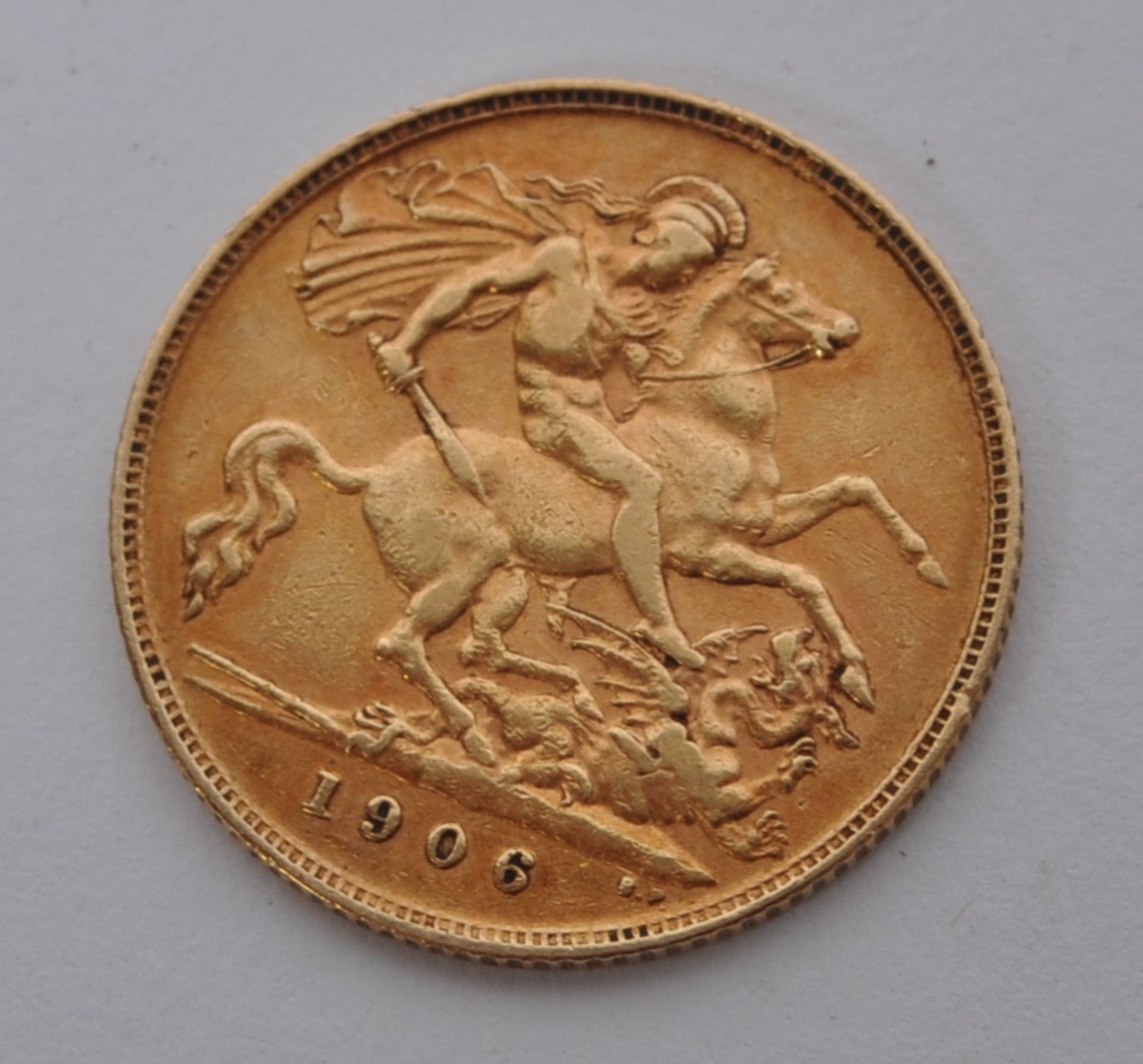 22CT GOLD 1908 EDWARD VII HALF SOVEREIGN COIN - Image 3 of 3