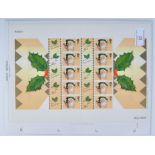 STAMPS - 2000 CHRISTMAS CONSIGNIA SMILER SHEETS X2