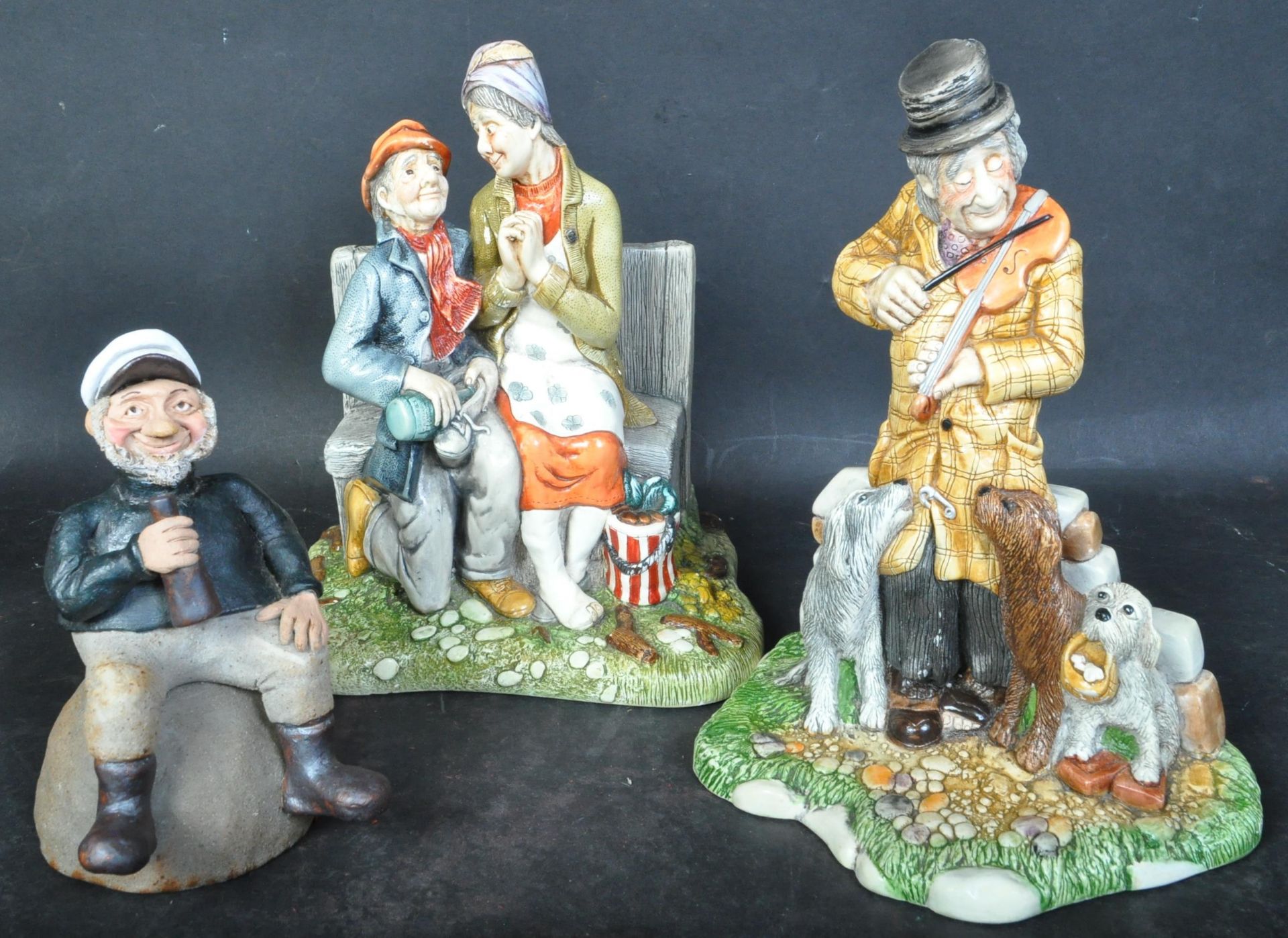 COLLECTION OF PORCELAIN FIGURES NAPLES & NATURECRAFT - Image 2 of 5