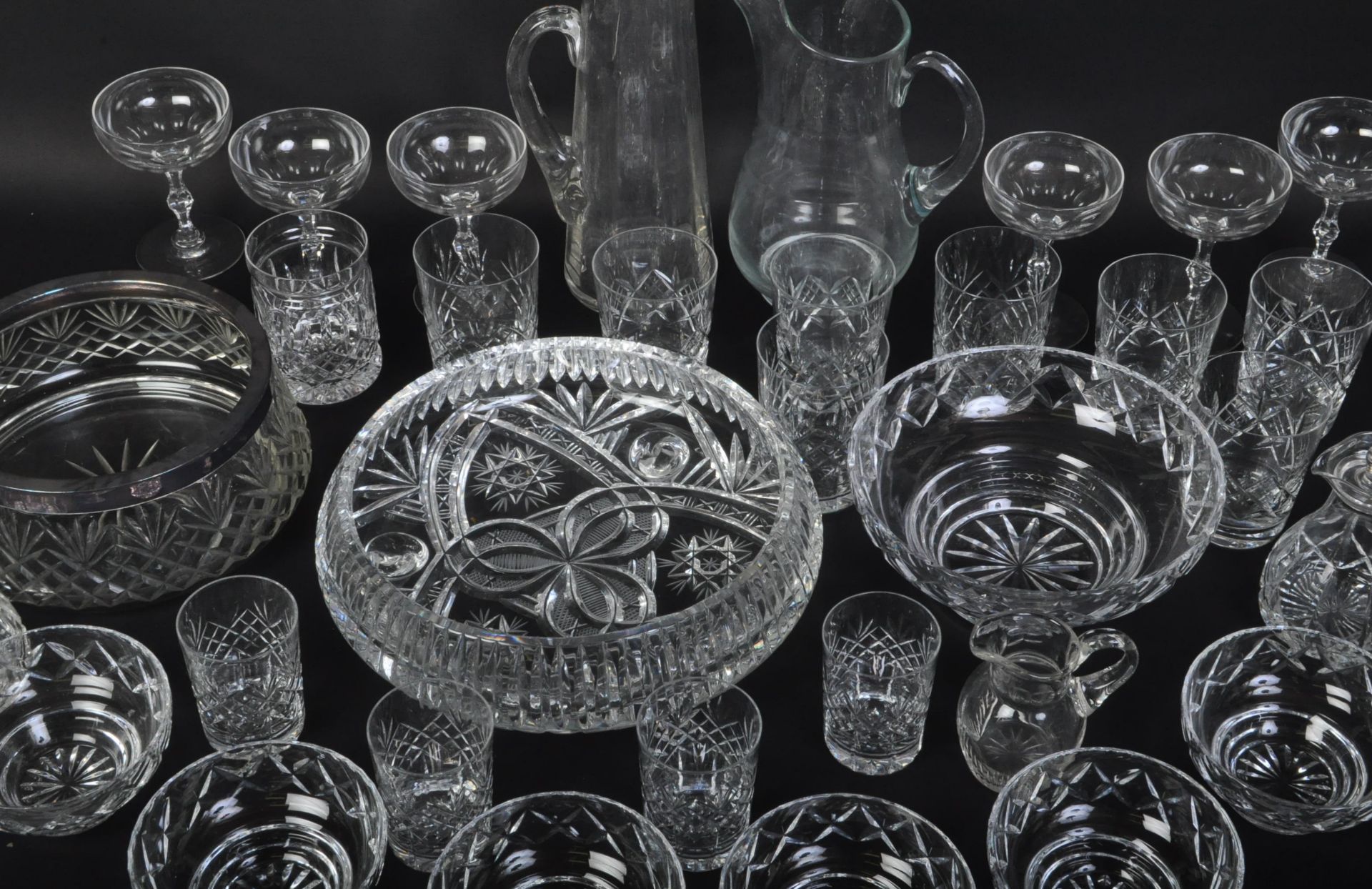 LARGE COLLECTION OF 20TH CENTURY CUT GLASS WARES