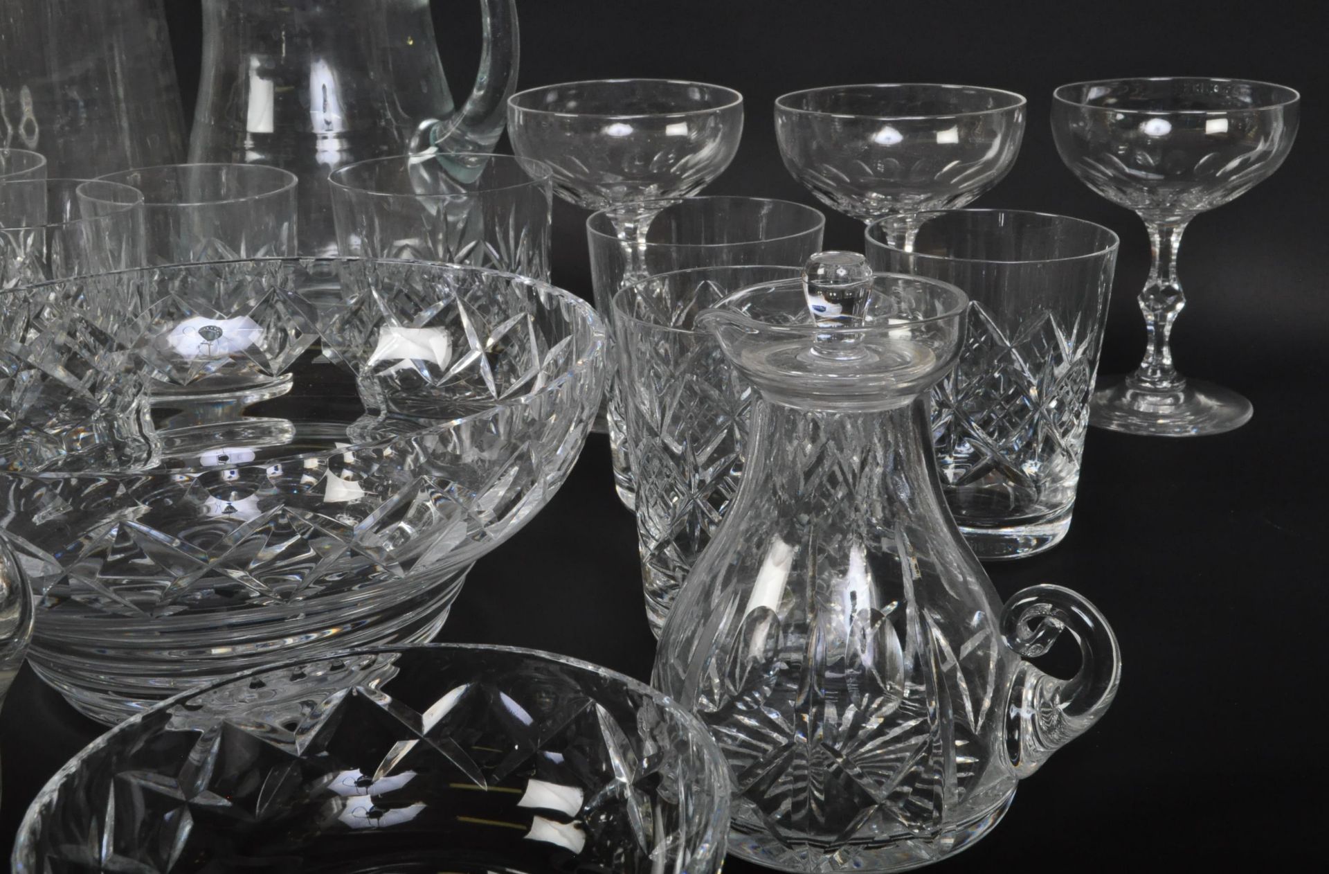 LARGE COLLECTION OF 20TH CENTURY CUT GLASS WARES - Image 5 of 7