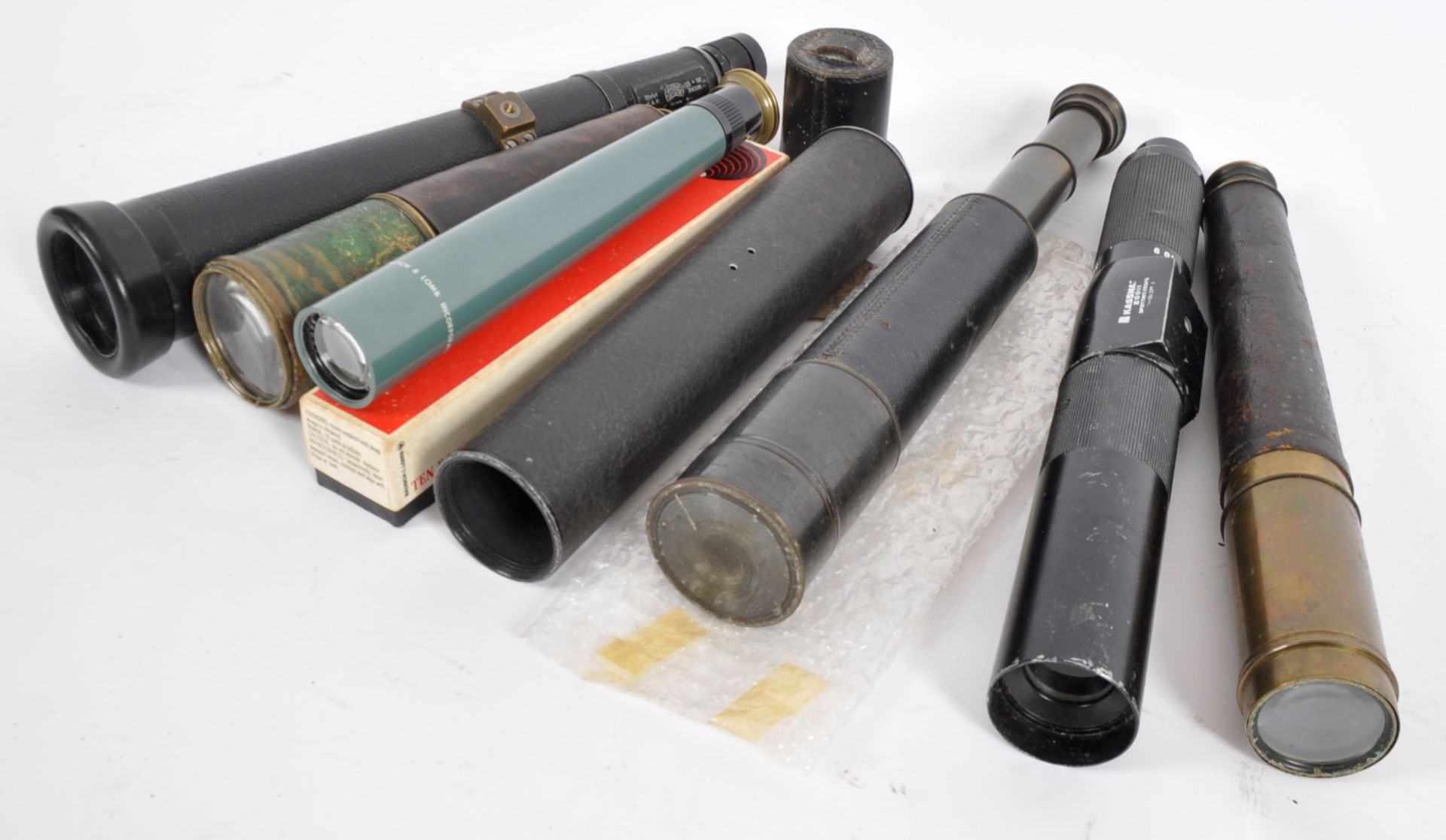 COLLECTION OF VINTAGE TELESCOPES & SPOTTING SCOPES - Image 3 of 7