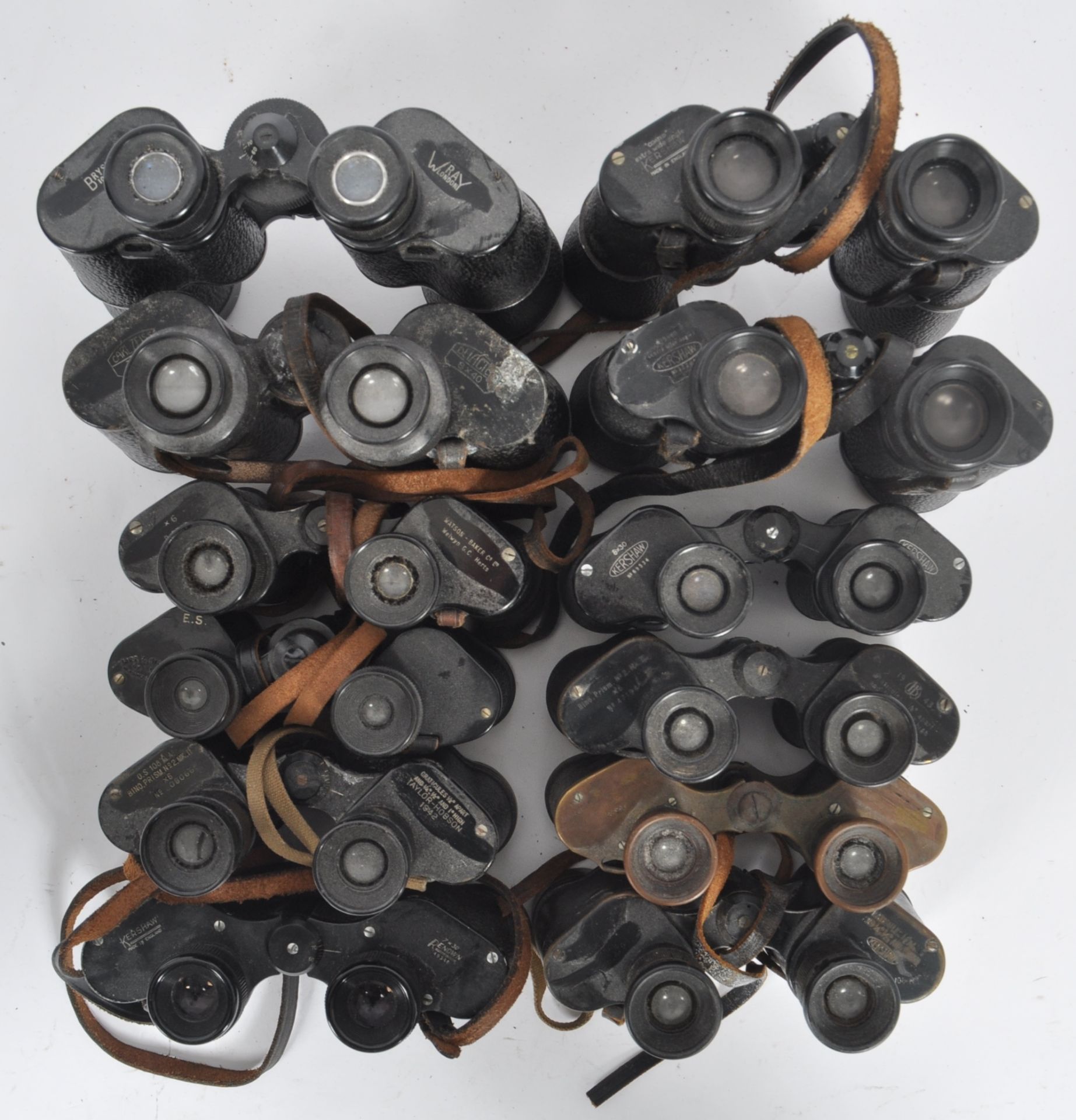 MIXED COLLECTION OF VINTAGE BINOCULARS - Image 3 of 5