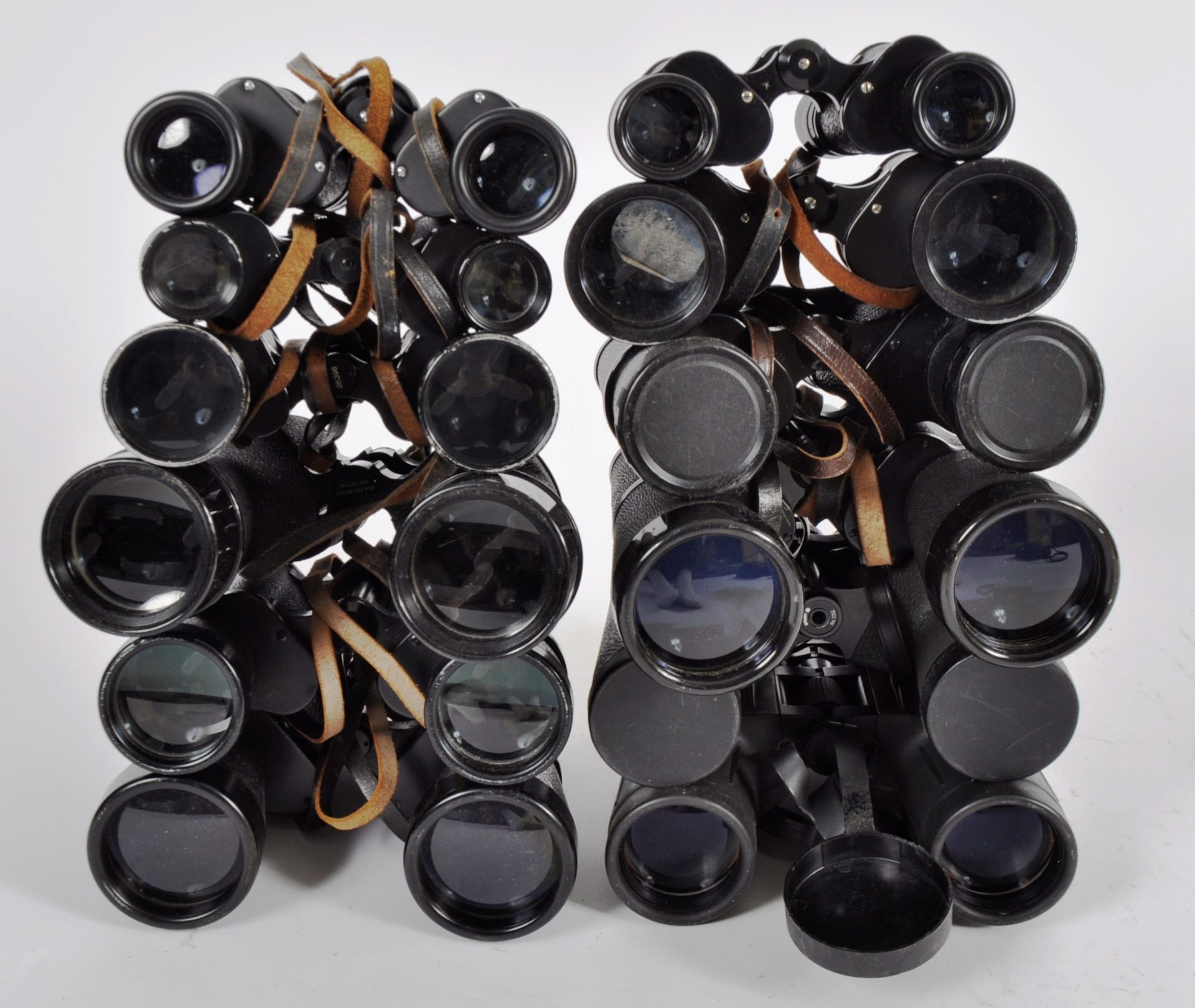 MIXED COLLECTION OF VINTAGE BINOCULARS