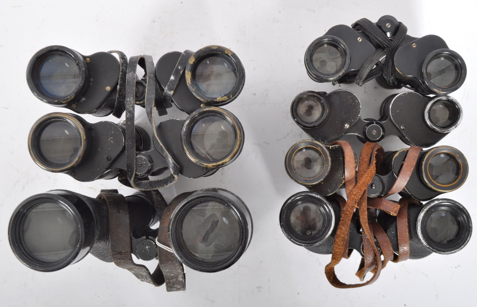 MIXED COLLECTION OF VINTAGE BINOCULARS - Image 5 of 5