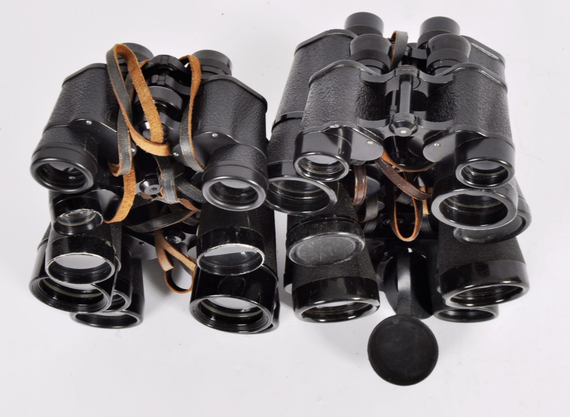 MIXED COLLECTION OF VINTAGE BINOCULARS - Image 3 of 6