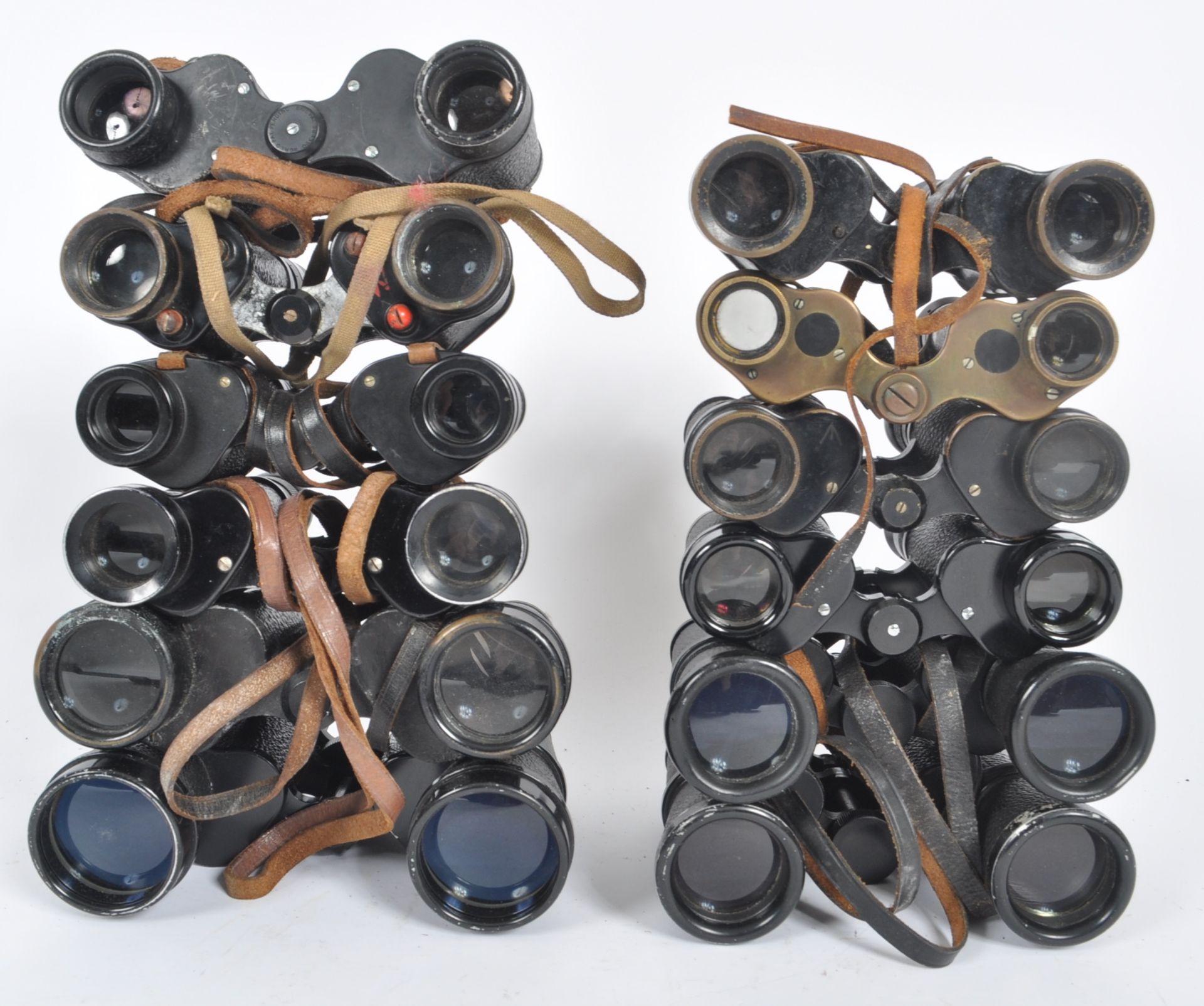 MIXED COLLECTION OF VINTAGE BINOCULARS - Image 4 of 5