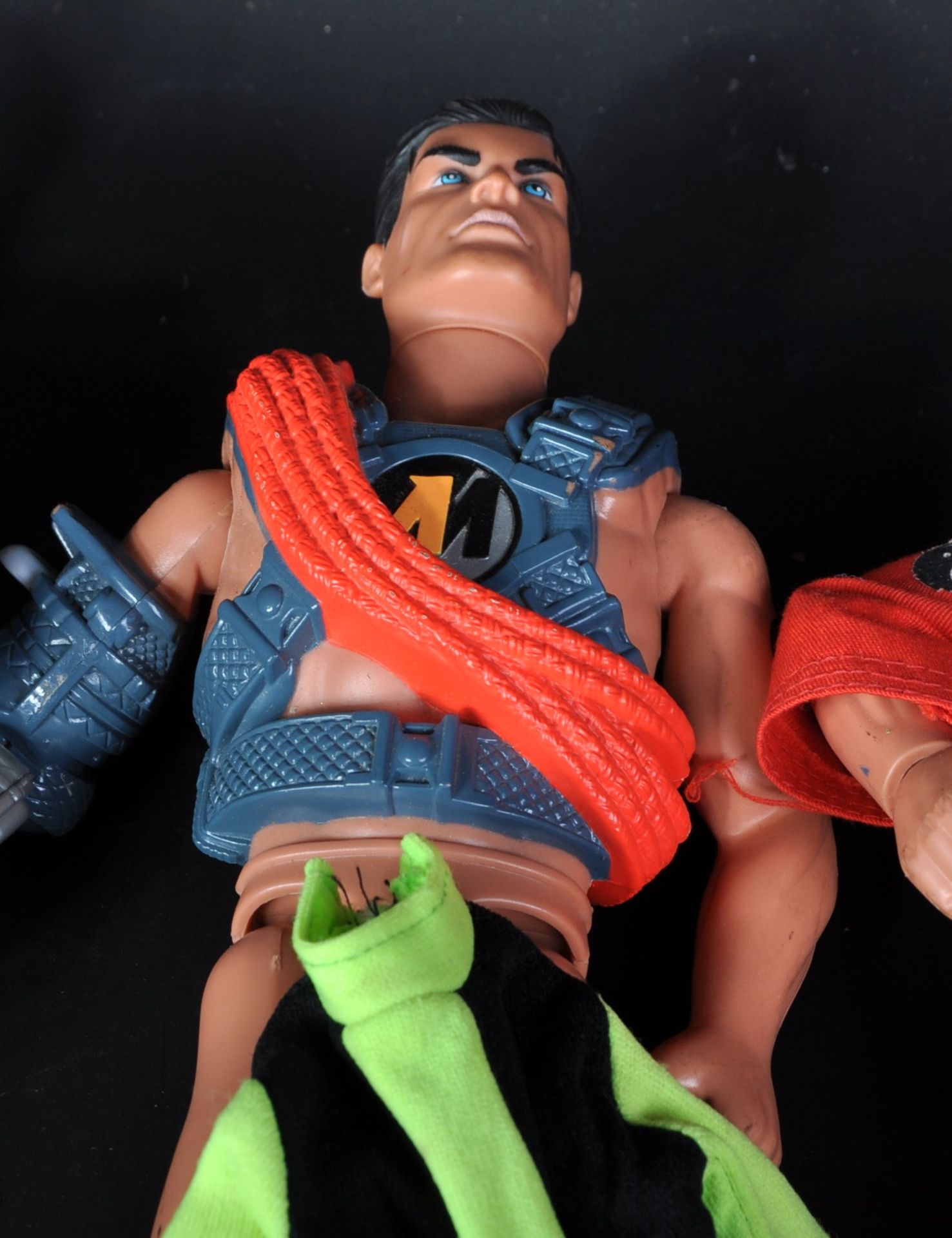 COLLECTION OF ASSORTED ACTION MAN ACTION FIGURES - Image 7 of 8