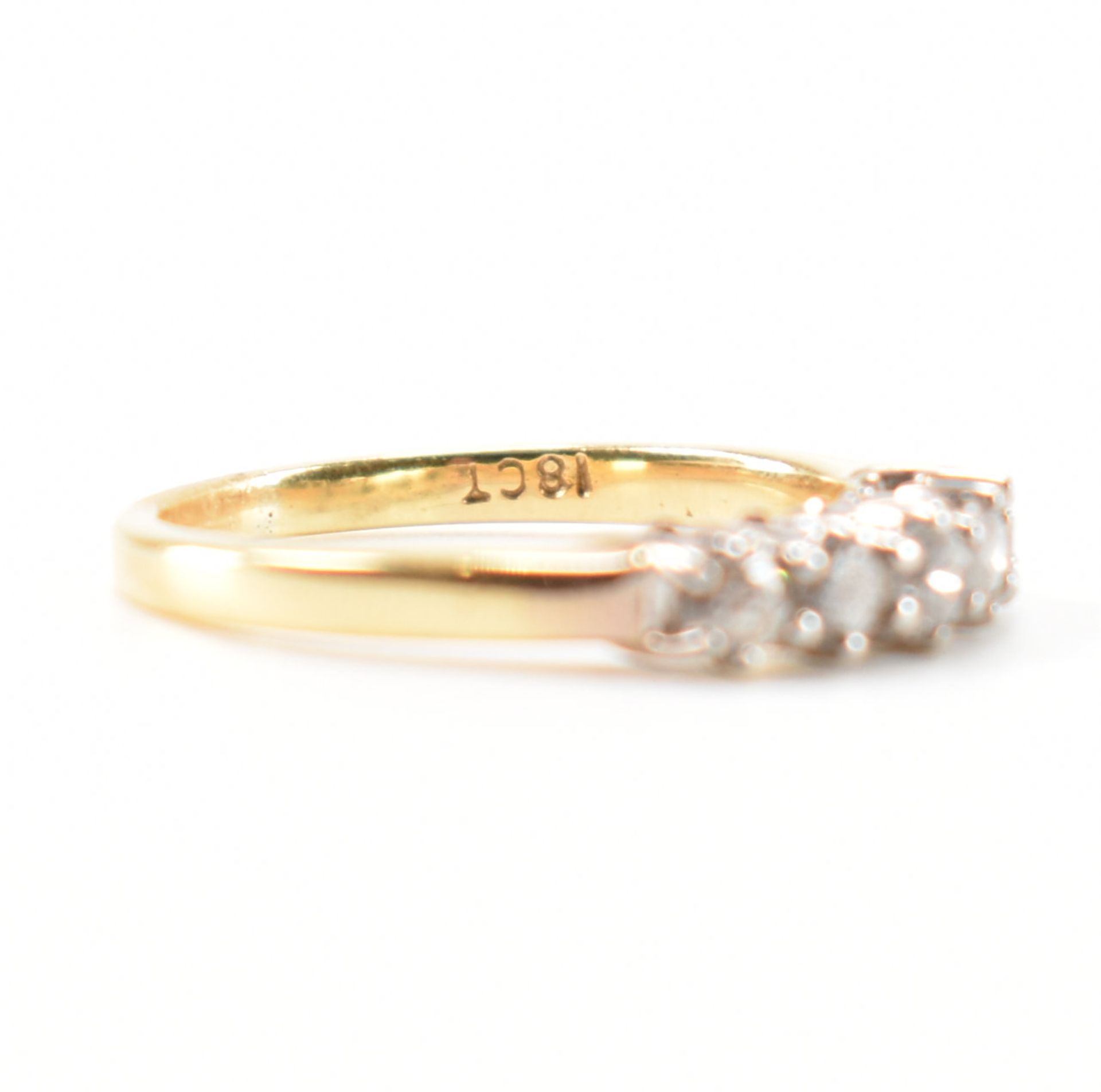 VINTAGE GOLD & DIAMOND 5 STONE RING - Image 6 of 8