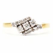 HALLMARKED 18CT GOLD & DIAMOND CLUSTER RING