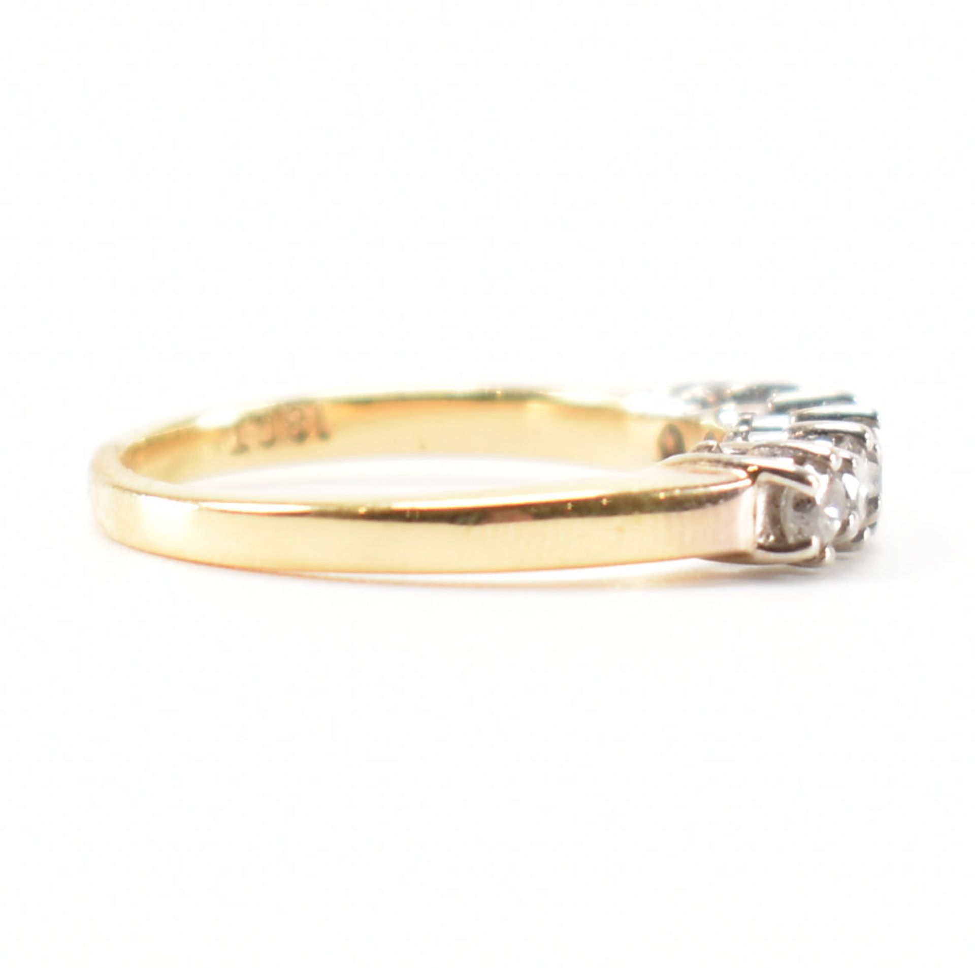 VINTAGE GOLD & DIAMOND 5 STONE RING - Image 5 of 8