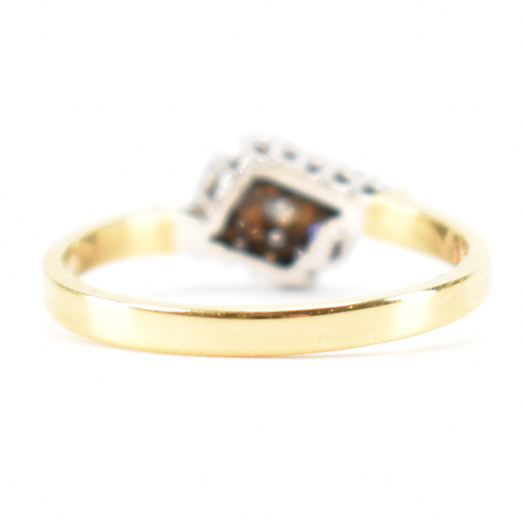 HALLMARKED 18CT GOLD & DIAMOND CLUSTER RING - Image 5 of 9