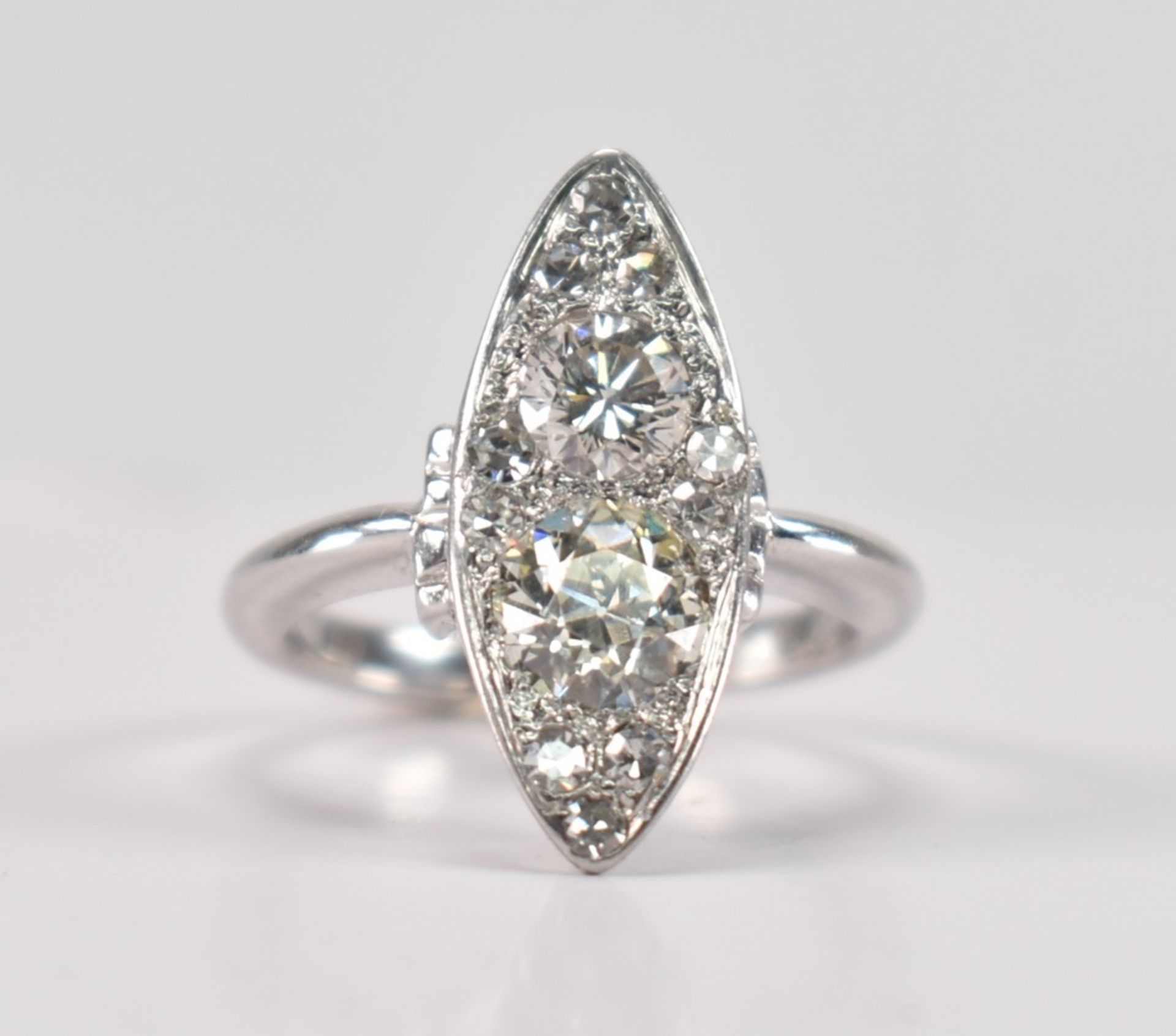 WHITE GOLD & DIAMOND NAVETTE RING - Image 8 of 8