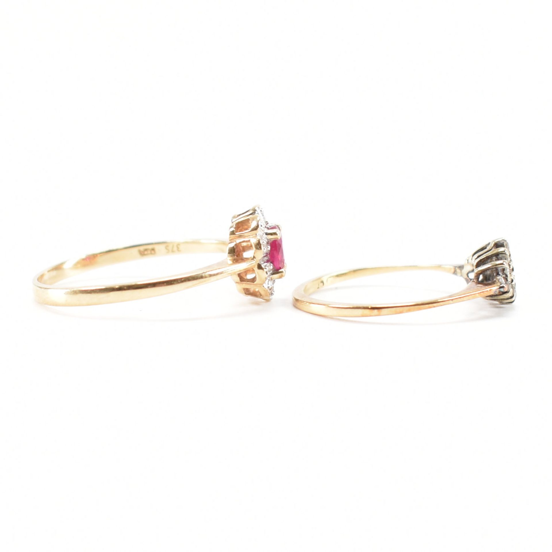 TWO VINTAGE GOLD RINGS - RUBY & DIAMOND - Image 5 of 10