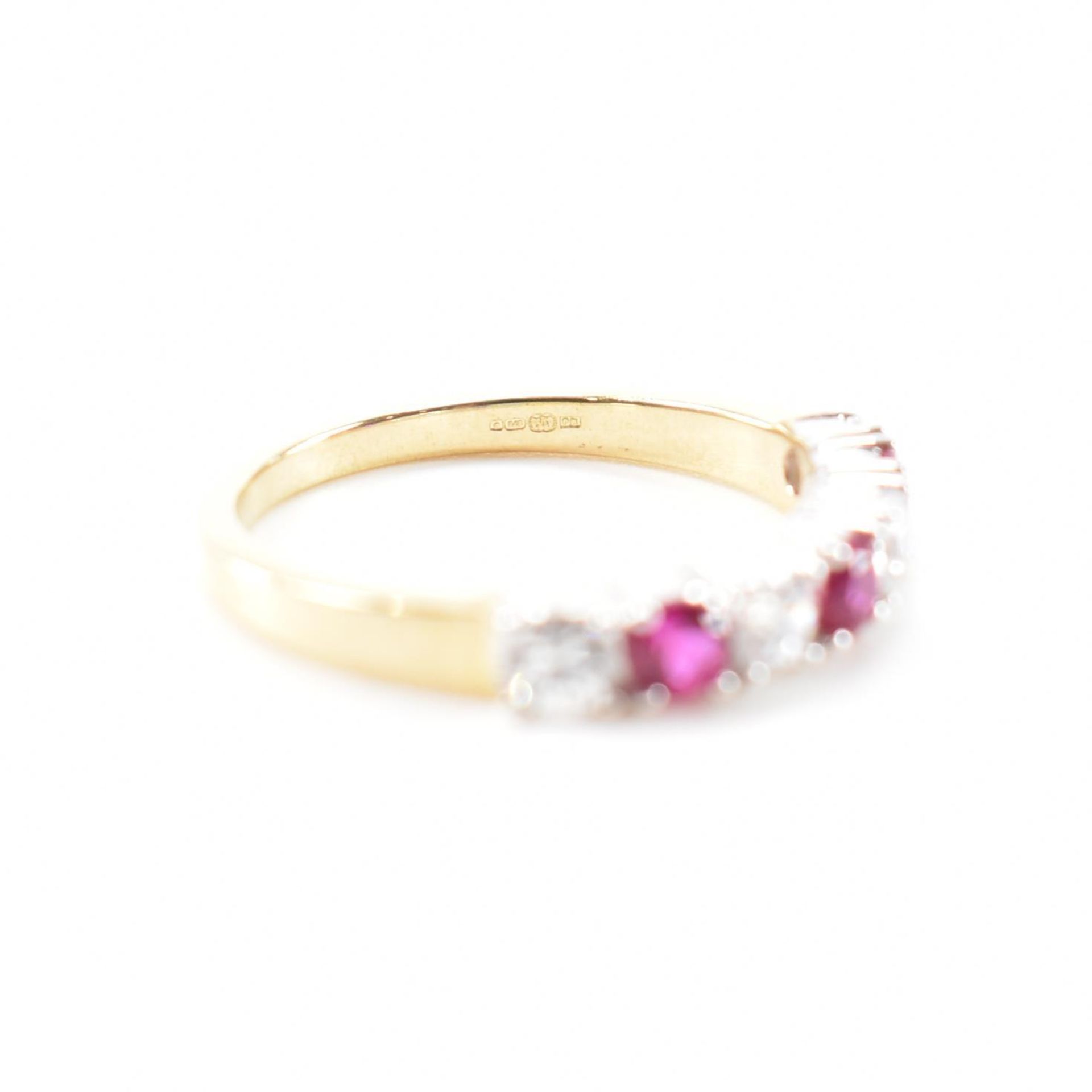 HALLMARKED 9CT GOLD SYNTHETIC RUBY & CZ HALF ETERNITY RING - Image 6 of 8