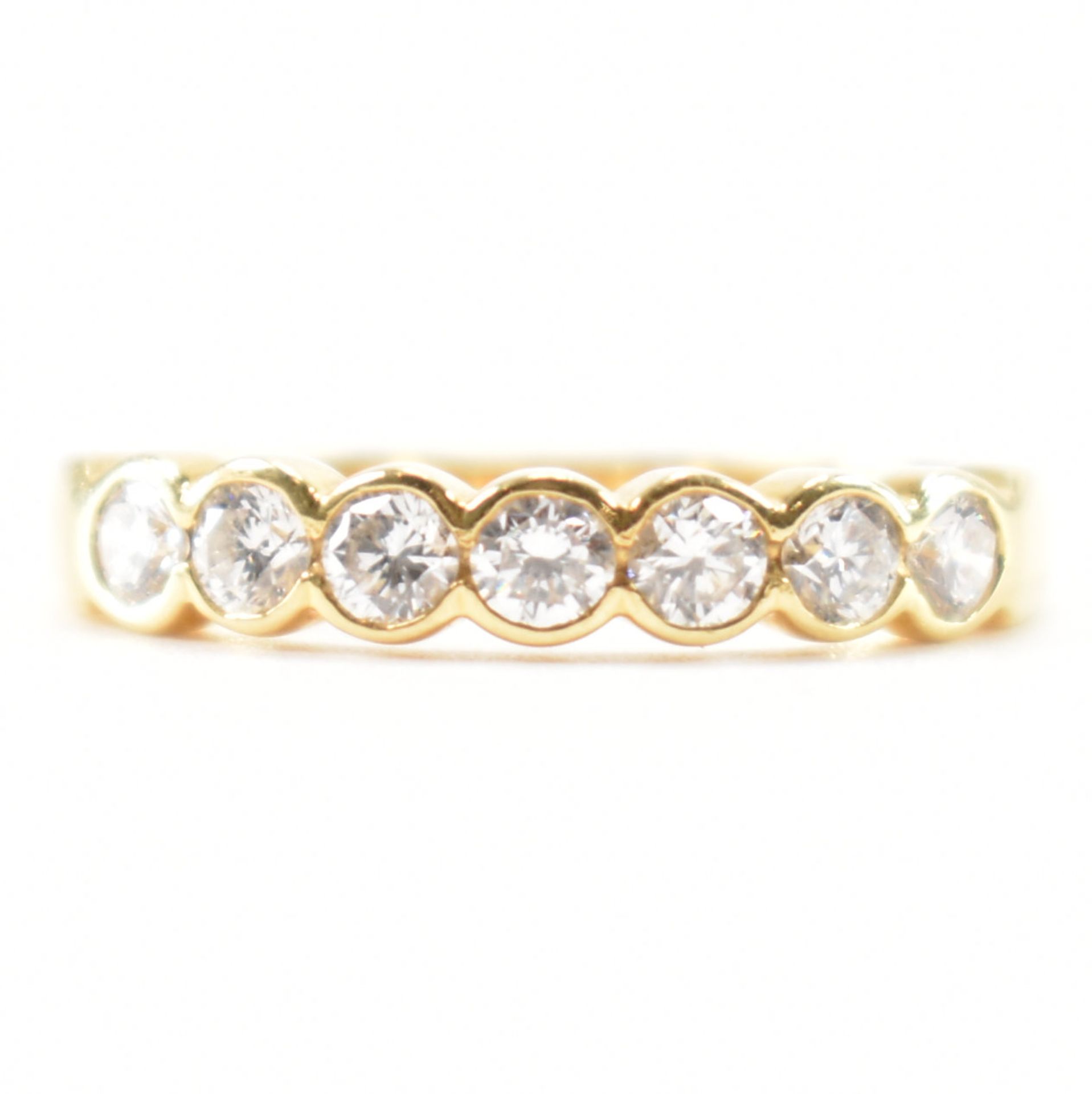 HALLMARKED 18CT GOLD & DIAMOND 7 STONE RING