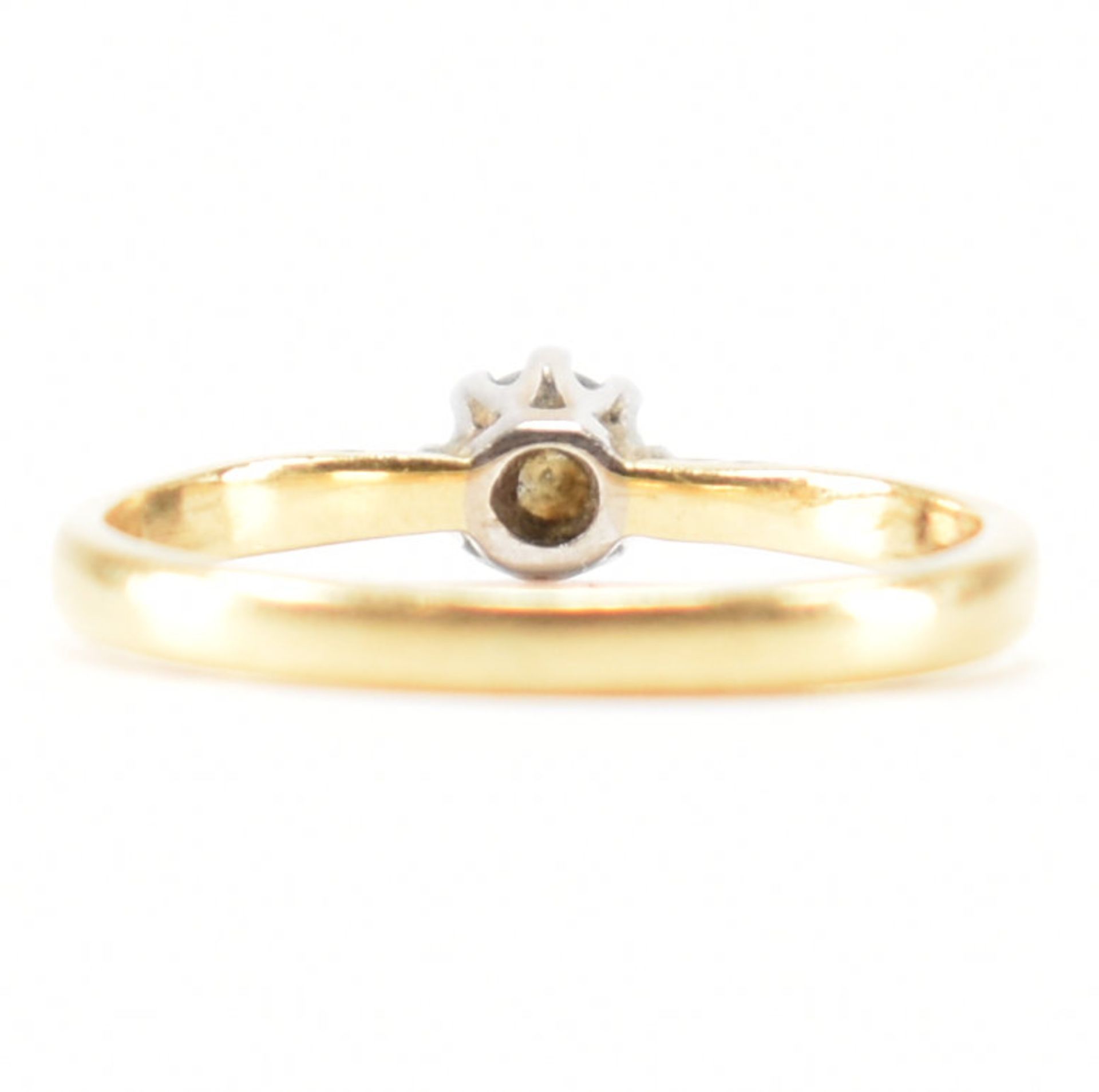 HALLMARKED 18CT GOLD & DIAMOND SOLITAIRE RING - Image 3 of 9